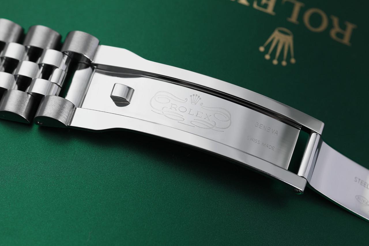 Rolex Montre Datejust New Style personnalisée avec lunette en diamant, cadran en argent et diamants 116234 Pour hommes en vente