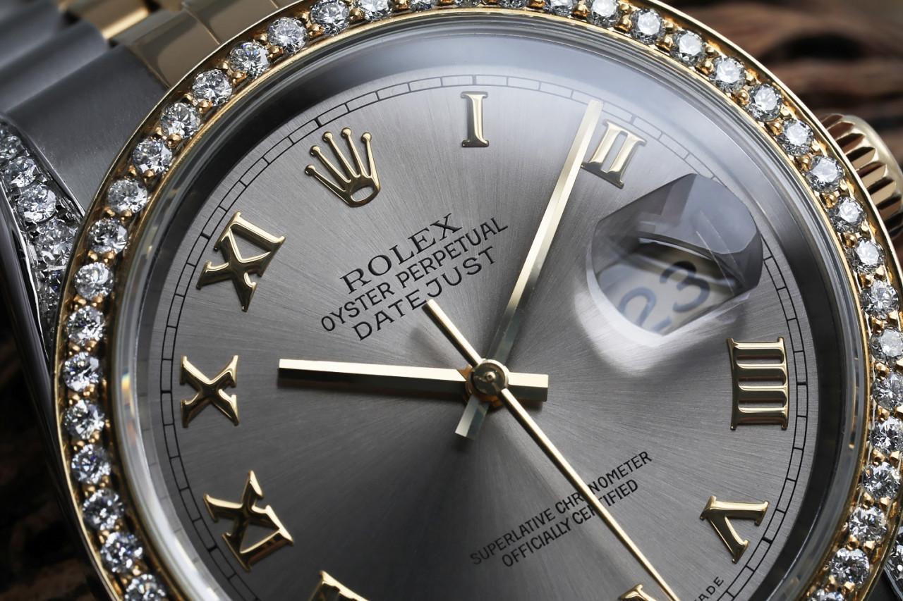 Taille ronde Rolex Montre Datejust bicolore avec lunette et cadran à chiffres romains gris ardoise en vente