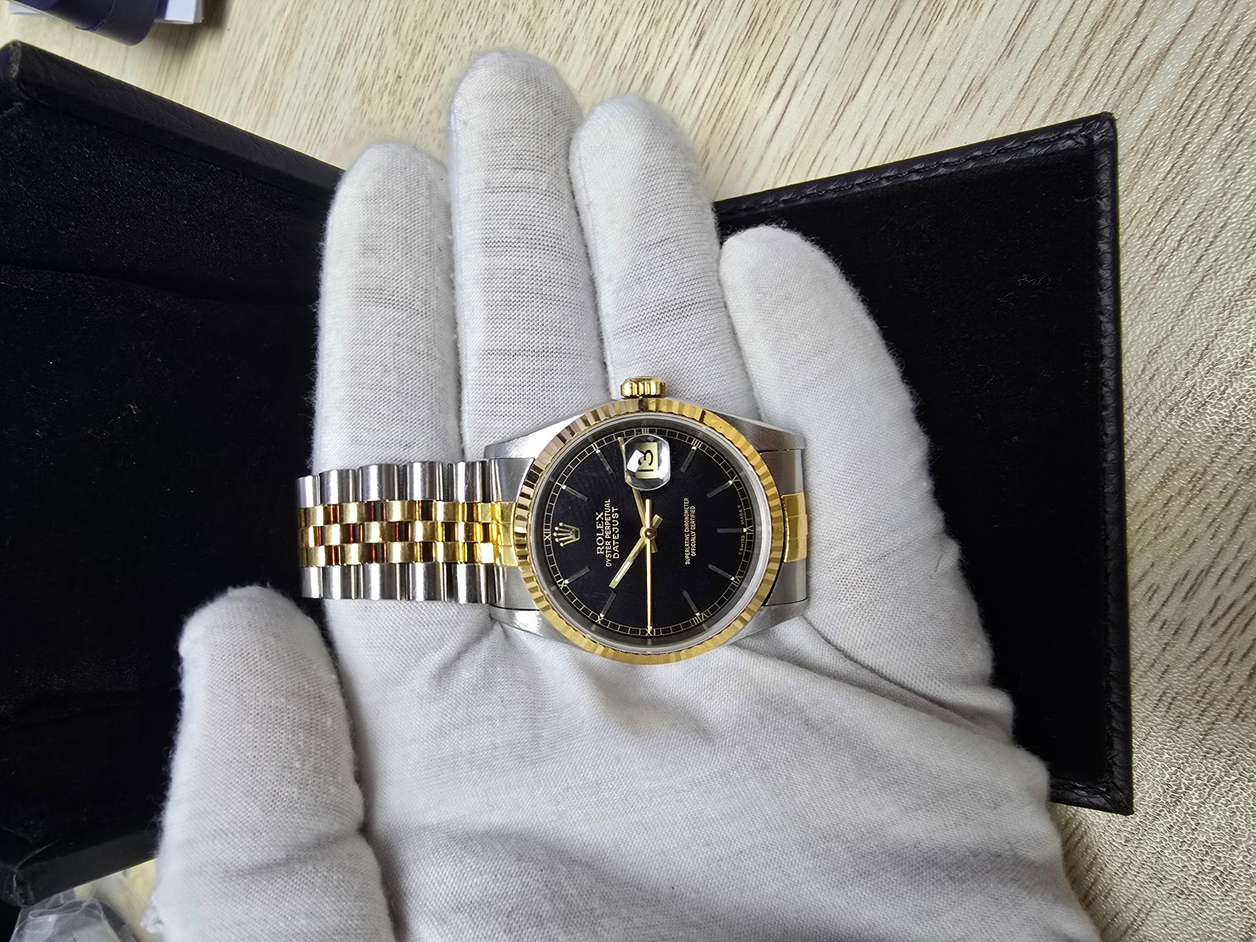 Rolex 36mm Oyster Perpetual Datejust Black Dial Jubilee Automatic 18K Gold/Steel For Sale 2