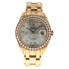 Orologio Rolex Day-Date Masterpiece da 39 mm con quadrante in madreperla e diamanti, in oro giallo 18 carati