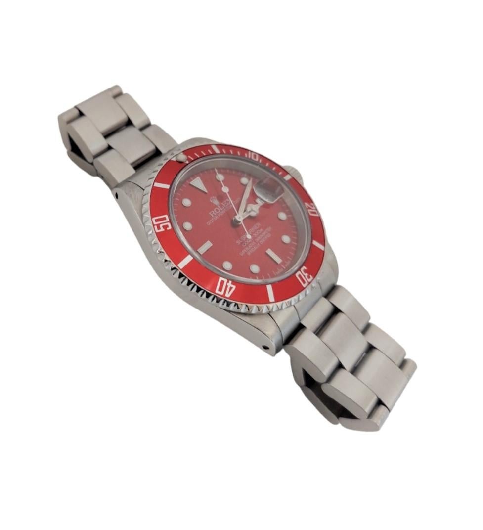 Rolex Submariner 16610 Rojo Oyster para hombre Moderno