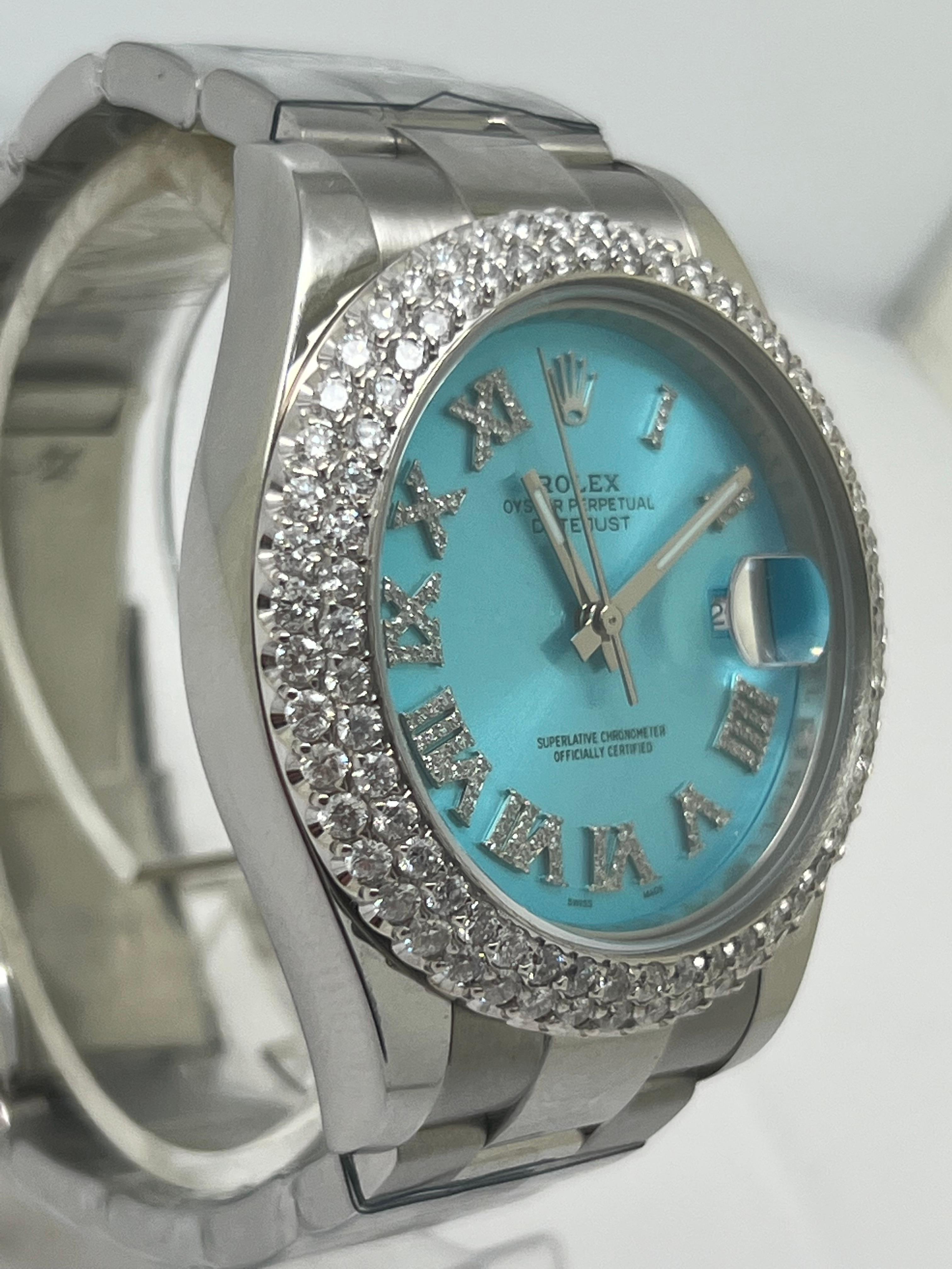 Taille ronde Rolex Montre avec cadran romain turquoise et lunette en diamants de 3 carats en vente