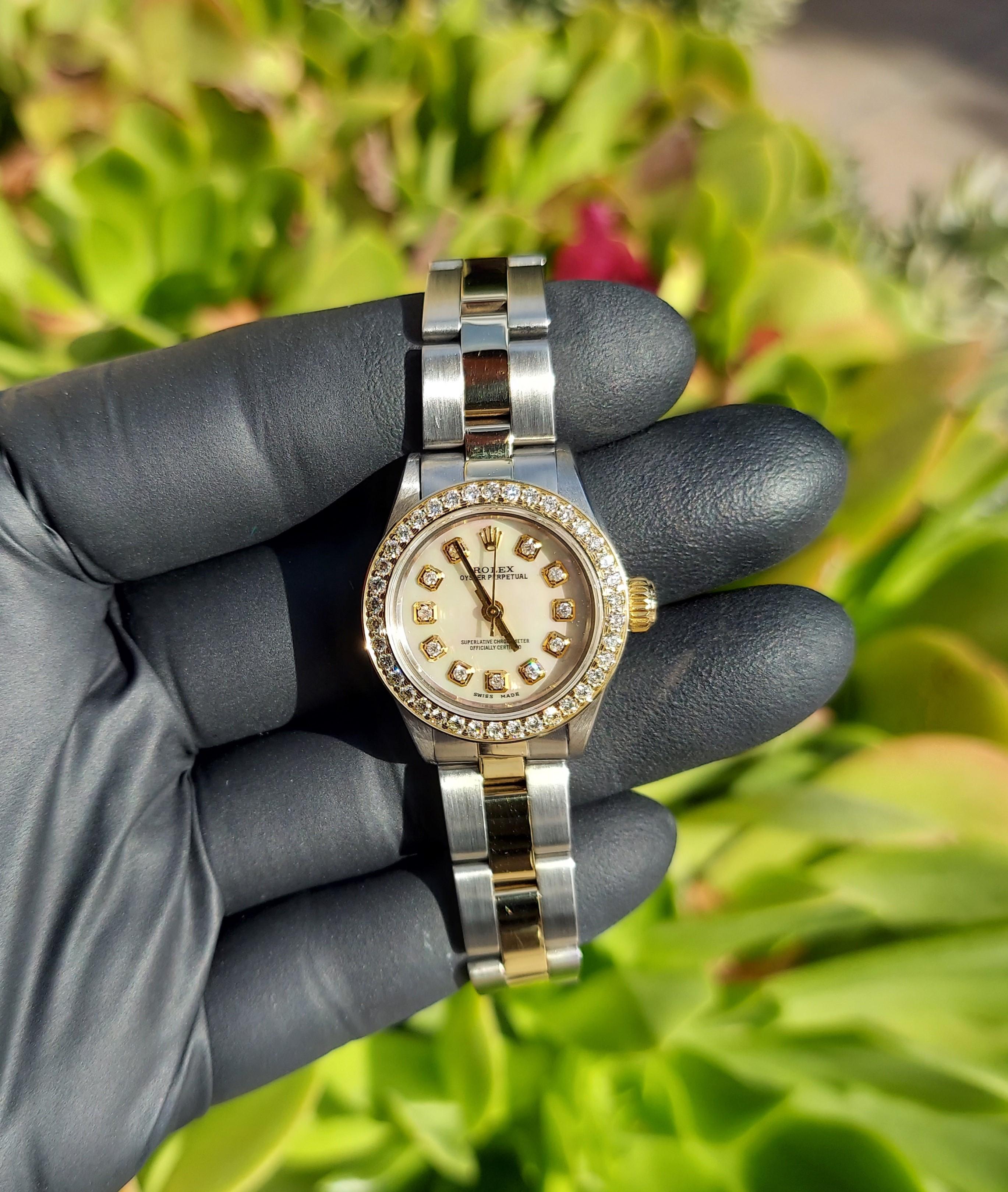 Moderne Rolex 6719 pour femme bicolore 26 mm MOP Diamond Oyster perpétuel en vente