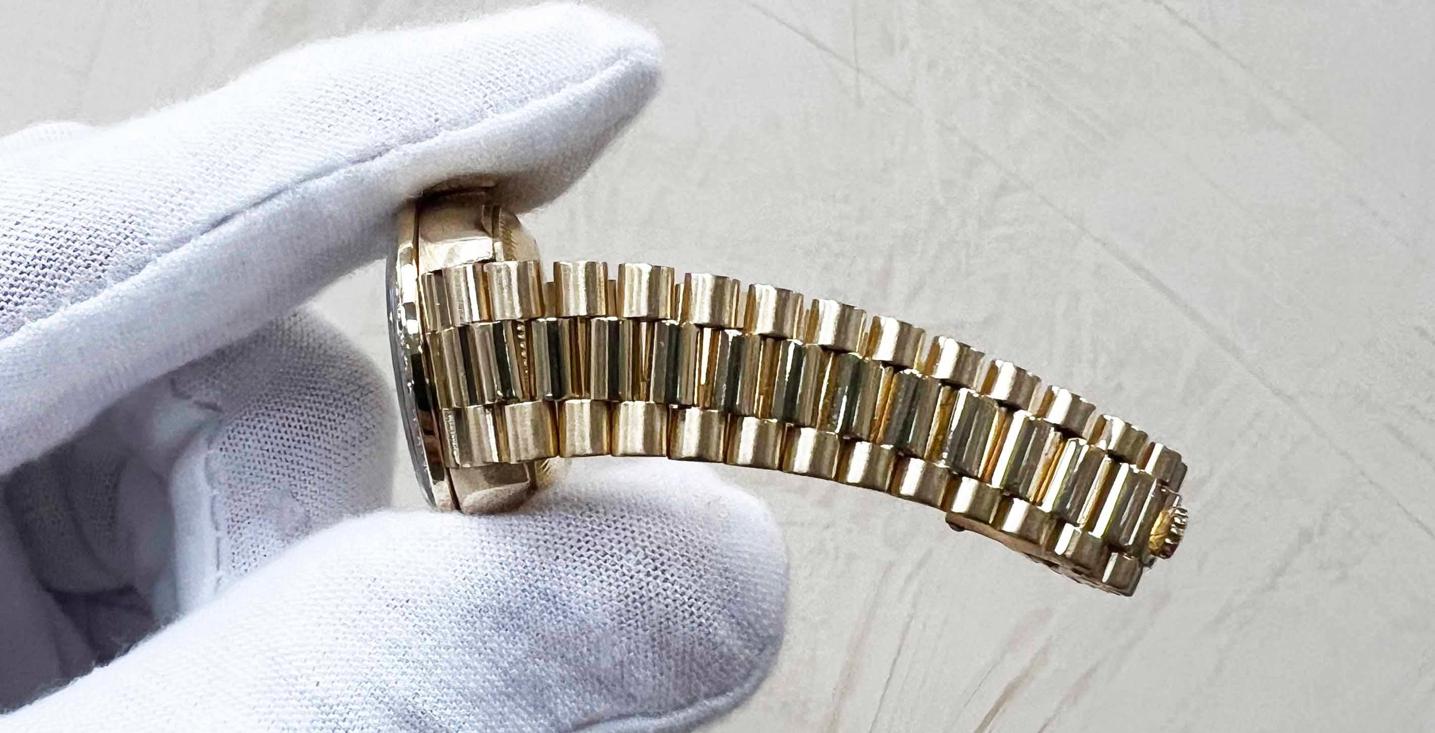 Rolex 69138 Ladies President Factory Esfera y bisel de diamantes Caja de oro de 18 quilates Papel 5