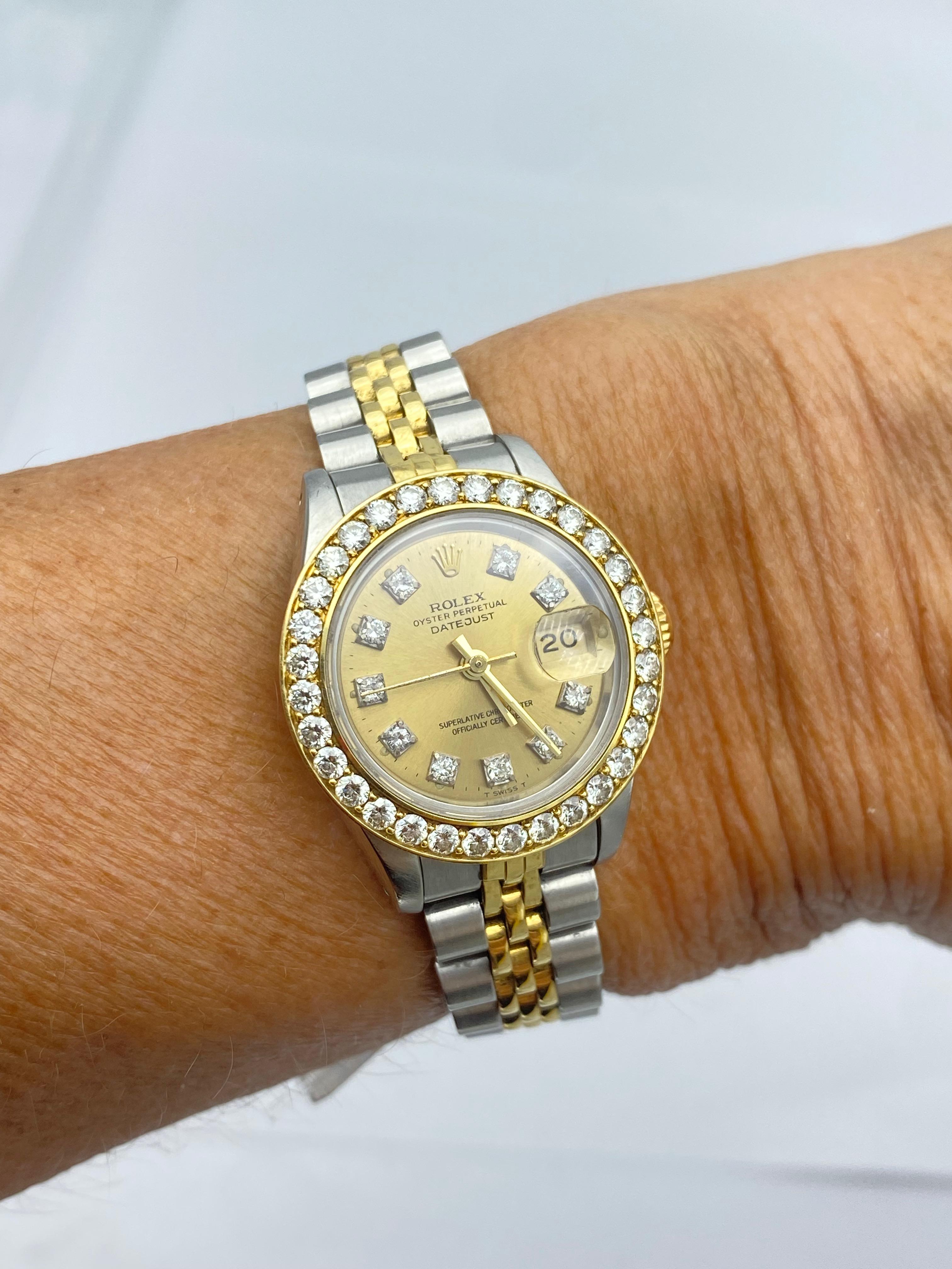 Taille ronde Rolex Montre Datejust 2 tons pour femme 69173 avec lunette en or 2,00 carats en vente