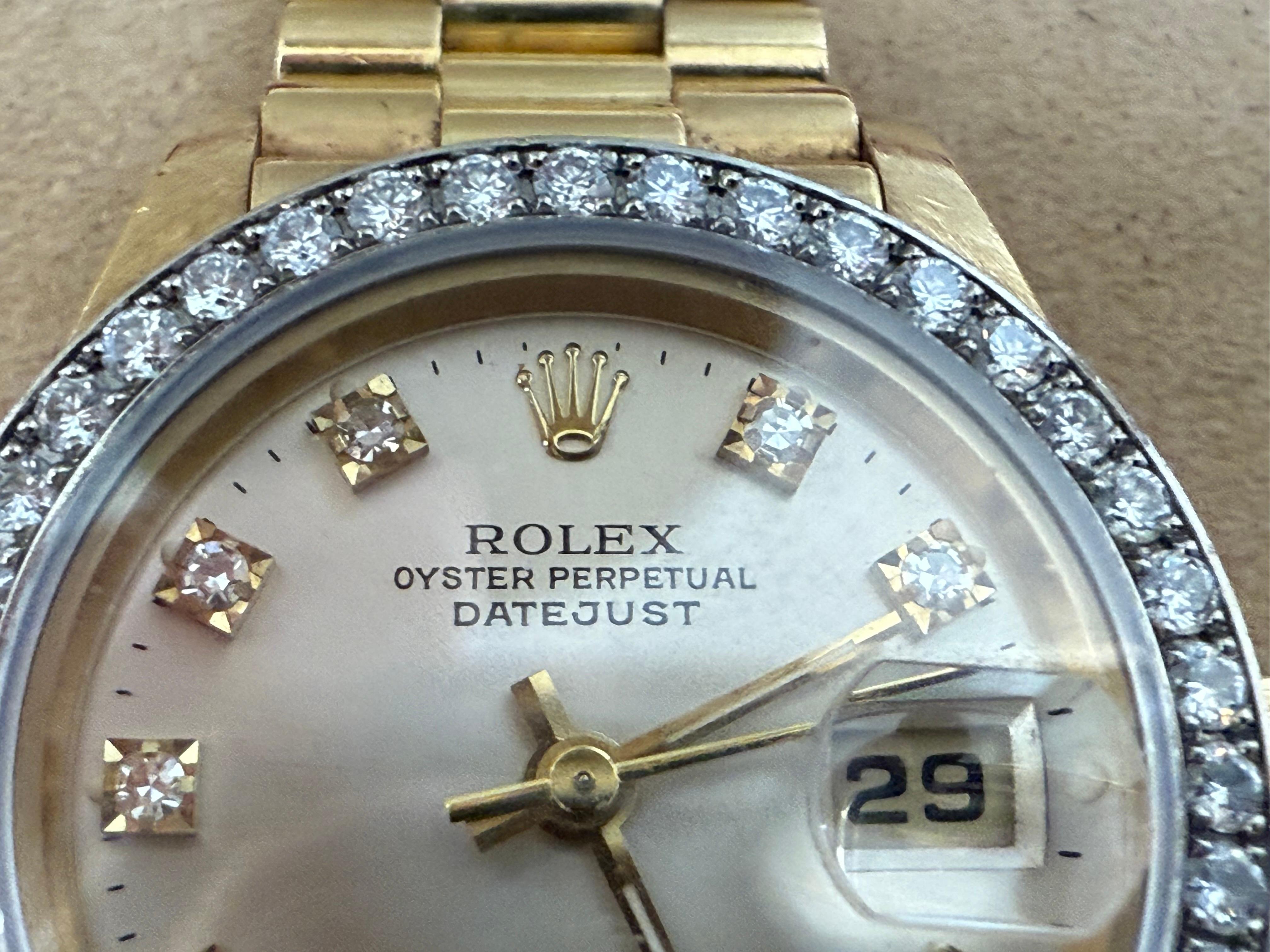 Rolex 69178 Datejust Montre pour dames en or jaune 18k avec lunette et cadran à diamants 26 mm en vente 3