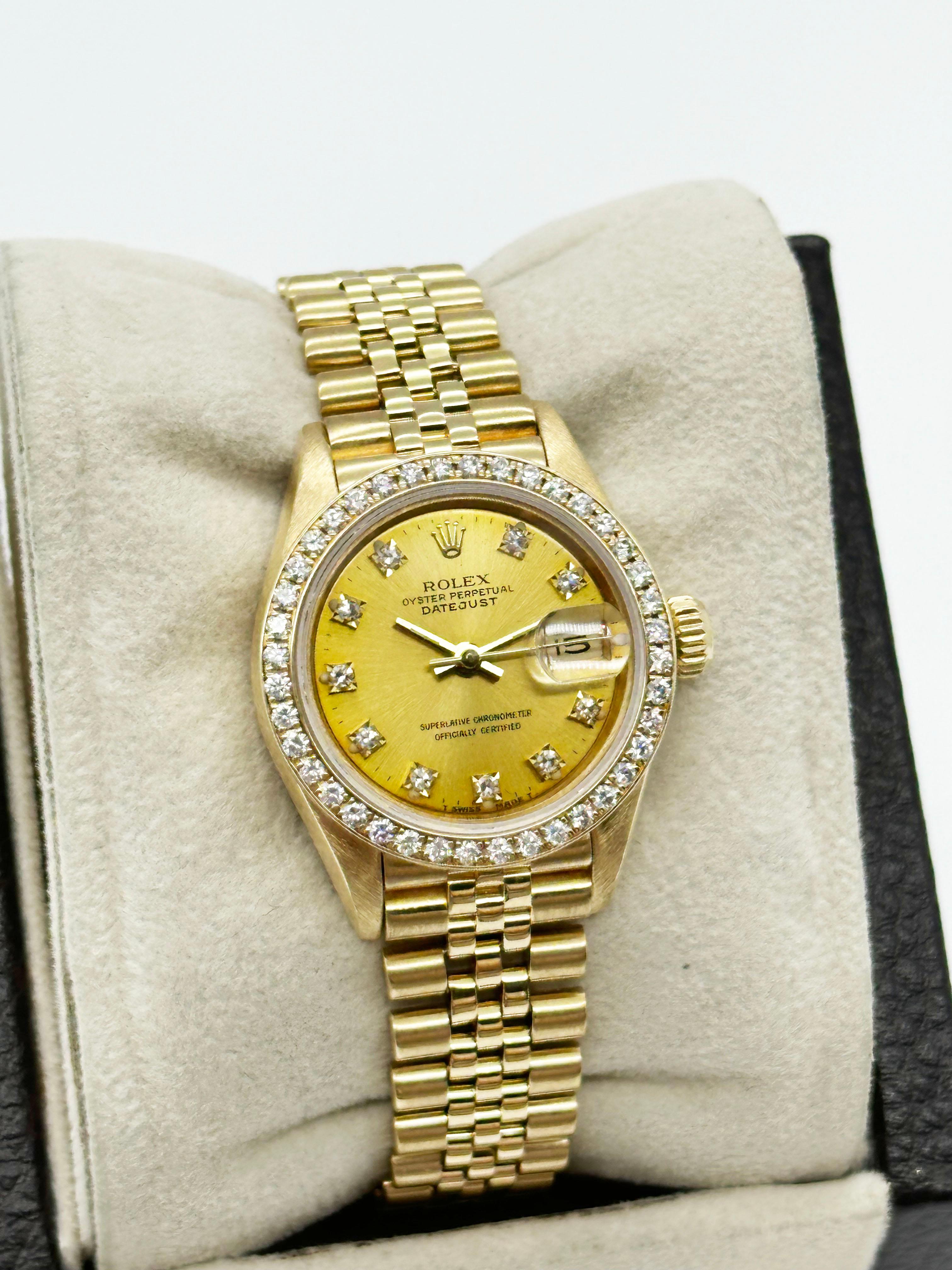 Rolex 69178 Damen Datejust Factory Diamant-Lünette & Zifferblatt Jubiläumsband 18K Gold im Zustand „Hervorragend“ in San Diego, CA
