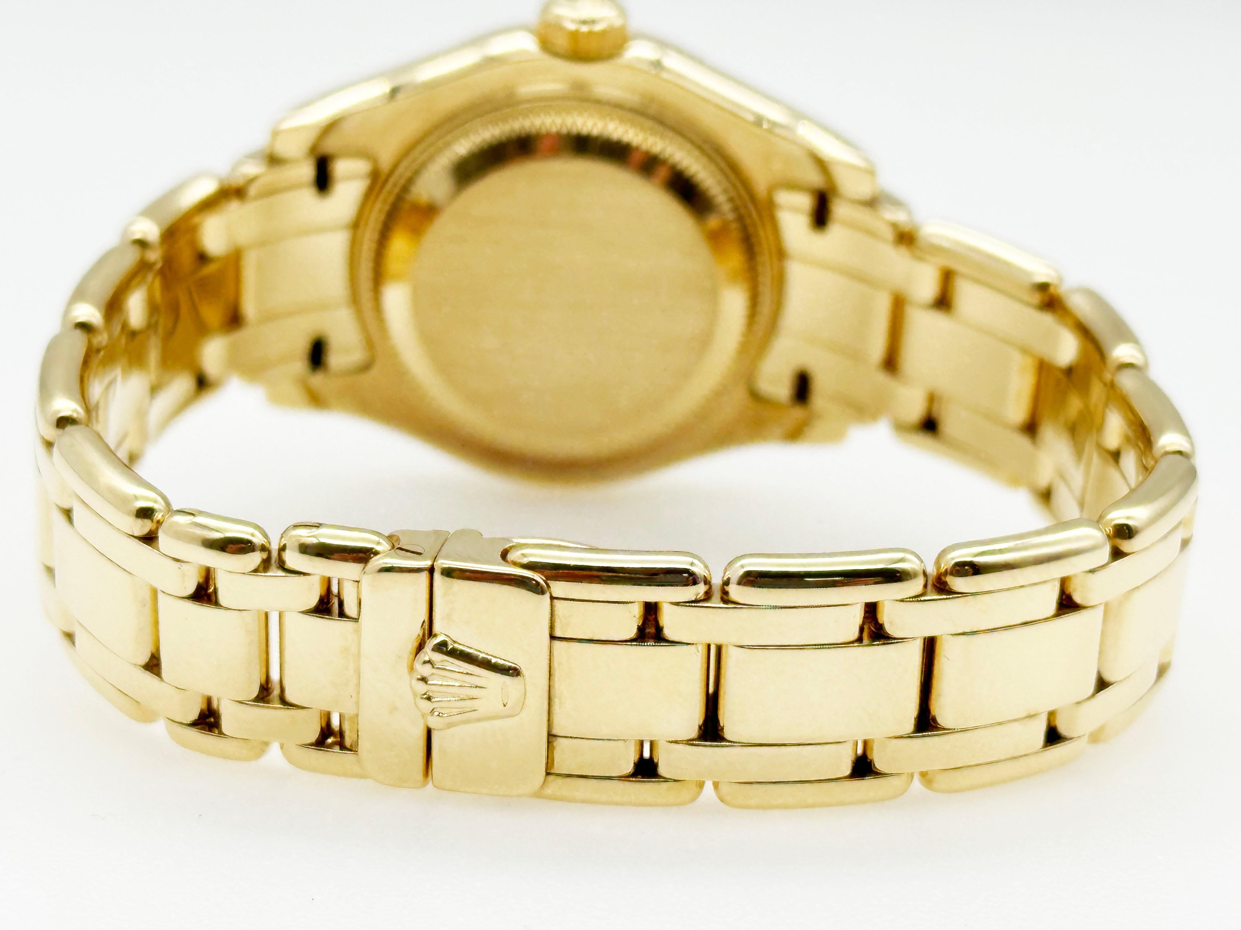 Rolex 69318 Pearlmaster Montre pour femmes très rare avec cadran en or jaune 18 carats et lapis-lazuli en vente 2