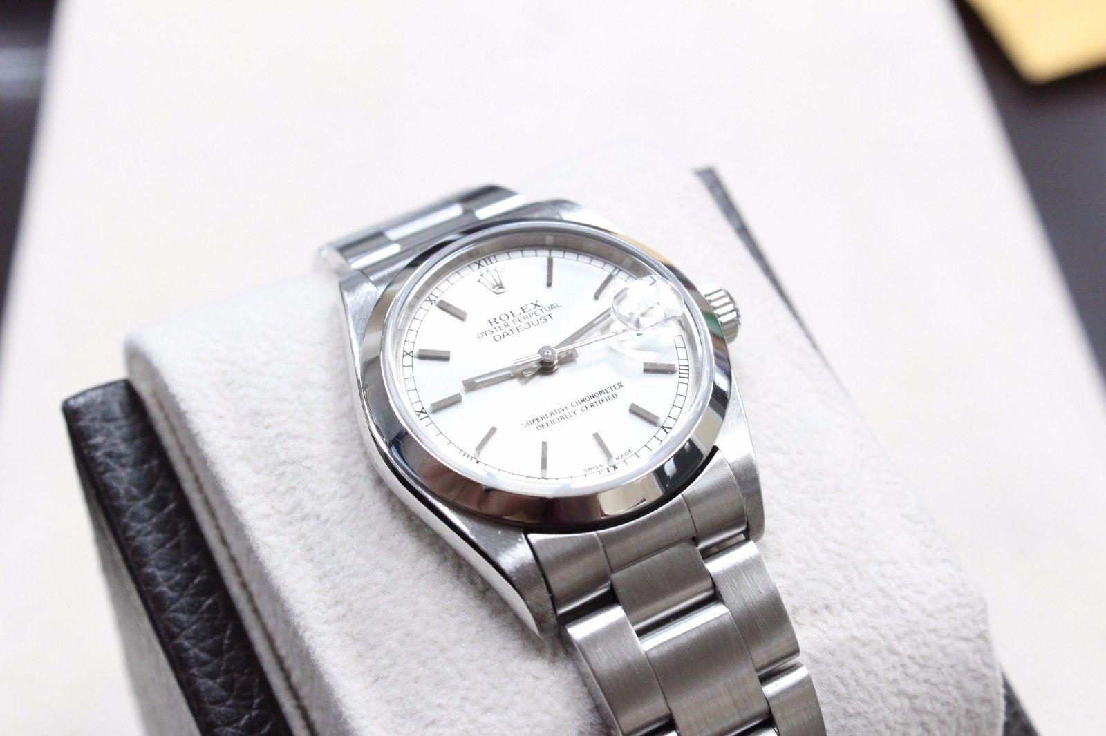 Style Number: 979025

Serial: A979***

Model: Datejust

Case Material: Stainless Steel 

Band: Stainless Steel

Bezel: Stainless Steel 

Dial: Silver Dial 

Face: Sapphire Crystal

Case Size: 31mm

Includes: 

-Rolex Box & Papers

-Certified