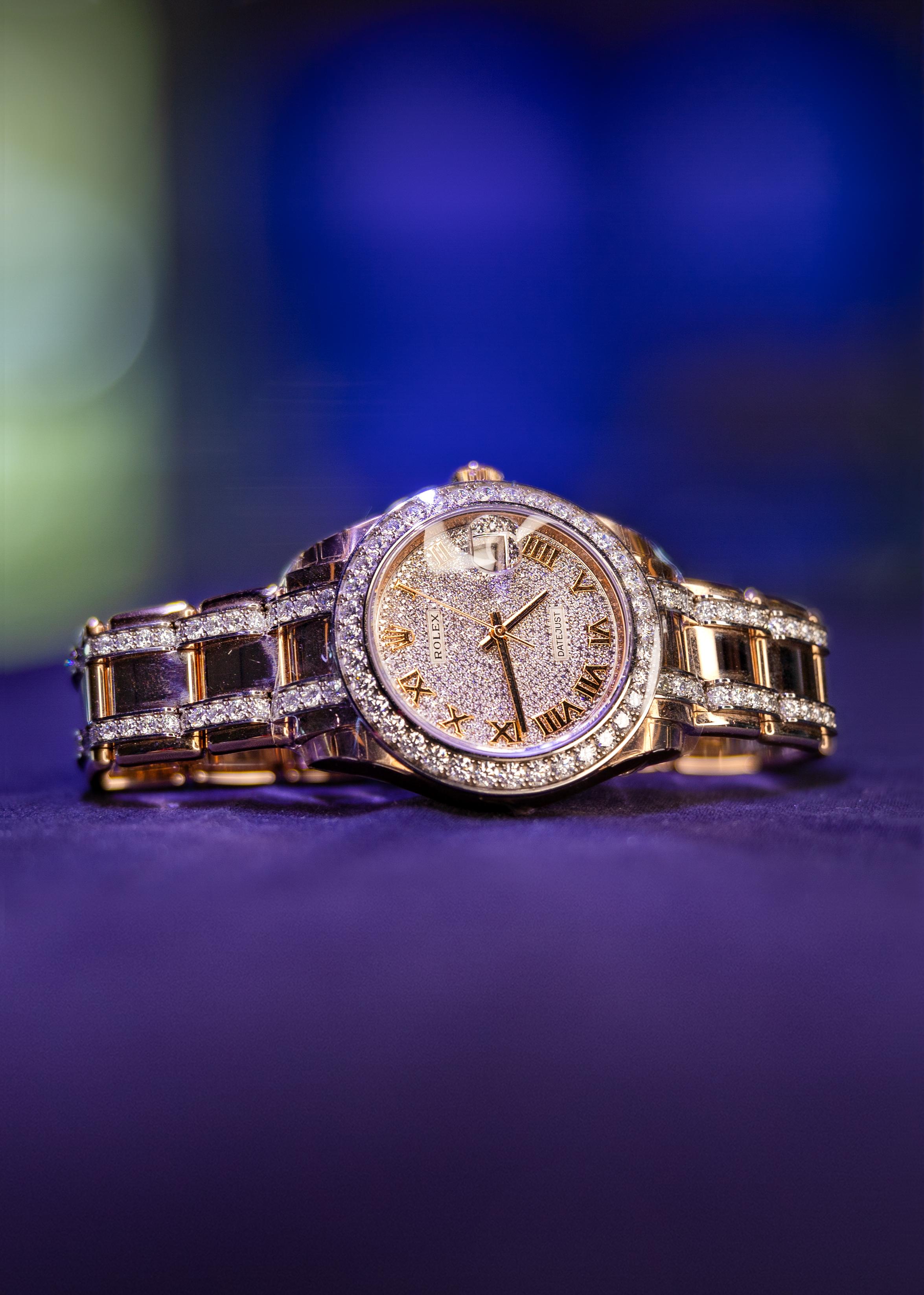 Women's or Men's Rolex 86285 Datejust Master Piece All Factory Diamond Watch 18 Karat in Stock For Sale