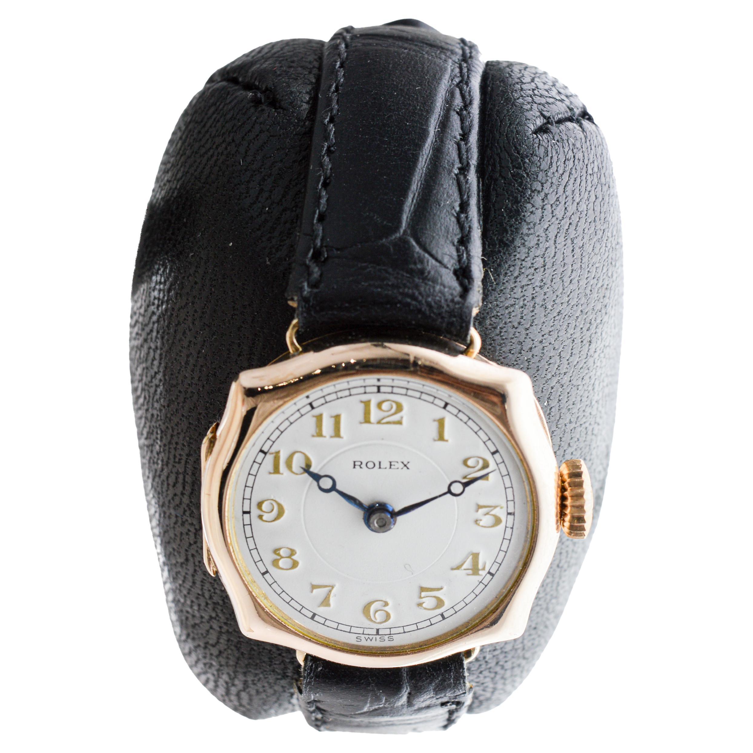 Rolex 9Ct, montre pour dames Hand Made de 1915 Excellent état - En vente à Long Beach, CA