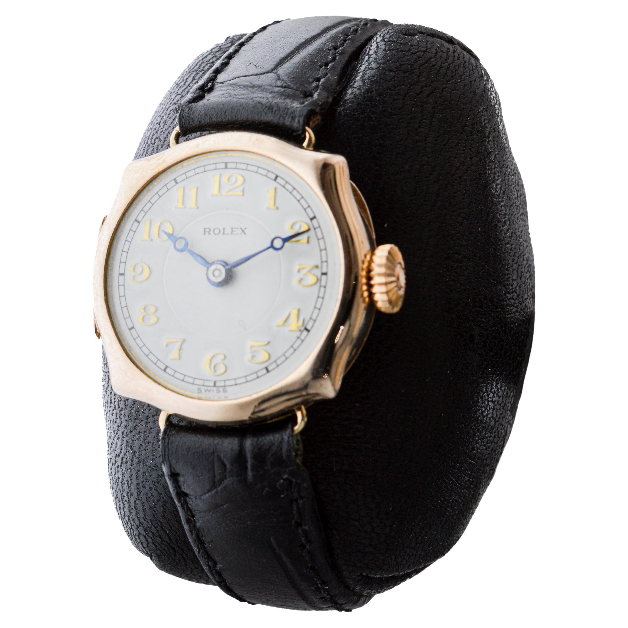 Rolex 9Ct, montre pour dames Hand Made de 1915 en vente 1