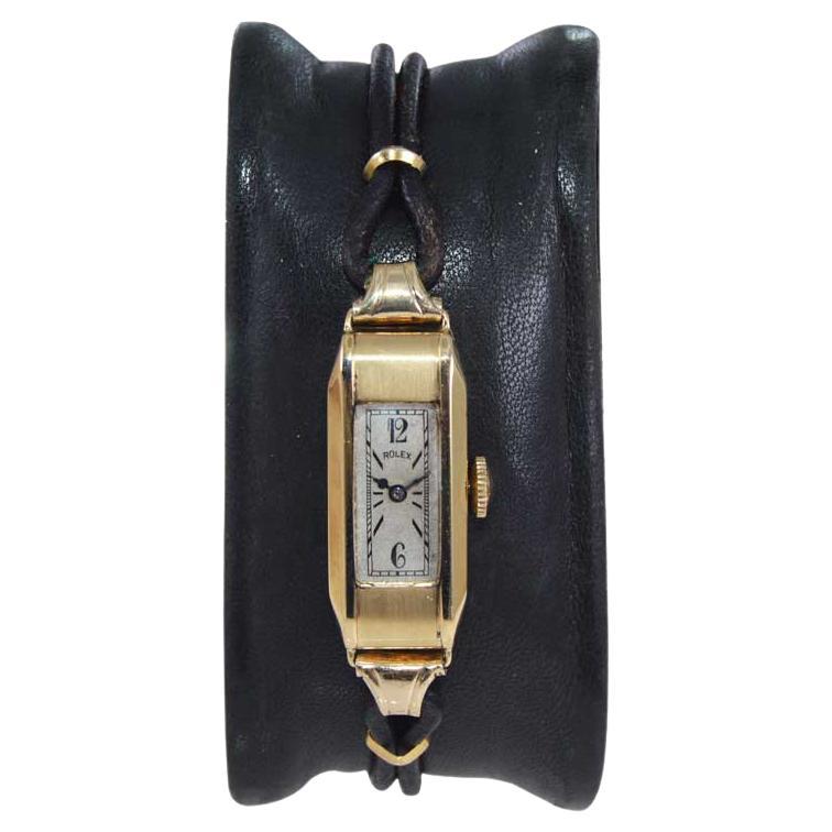 Rolex 9ct. Solid Gold Art Deco Ladies Wristwatch ca 1920's, with Original Dial For Sale