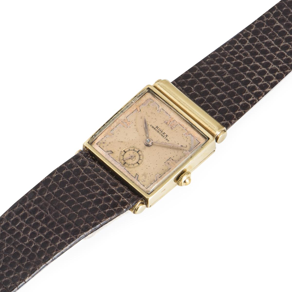 Rolex 9K Yellow Gold Cream Dial Chronometre Vintage Men's 3260 In Good Condition For Sale In London, GB