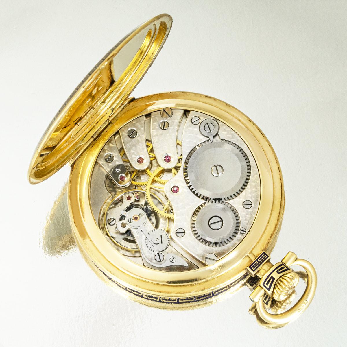 Rolex. A Rare Gold and Enamel Keyless Pocket Watch C1920 im Angebot 1