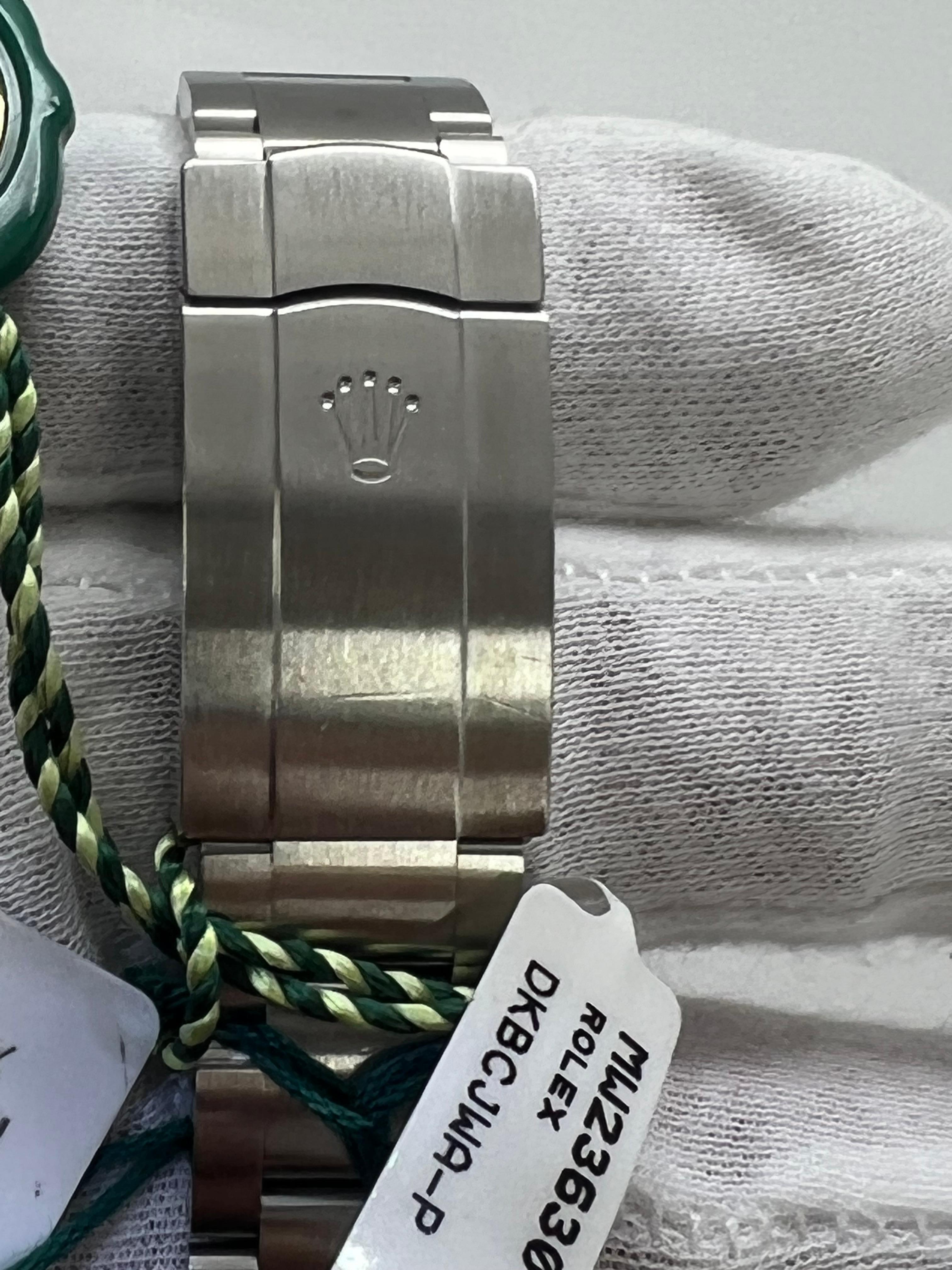 Rolex Montre-bracelet Oyster automatique Air-King en acier pour hommes 116900 en vente 1