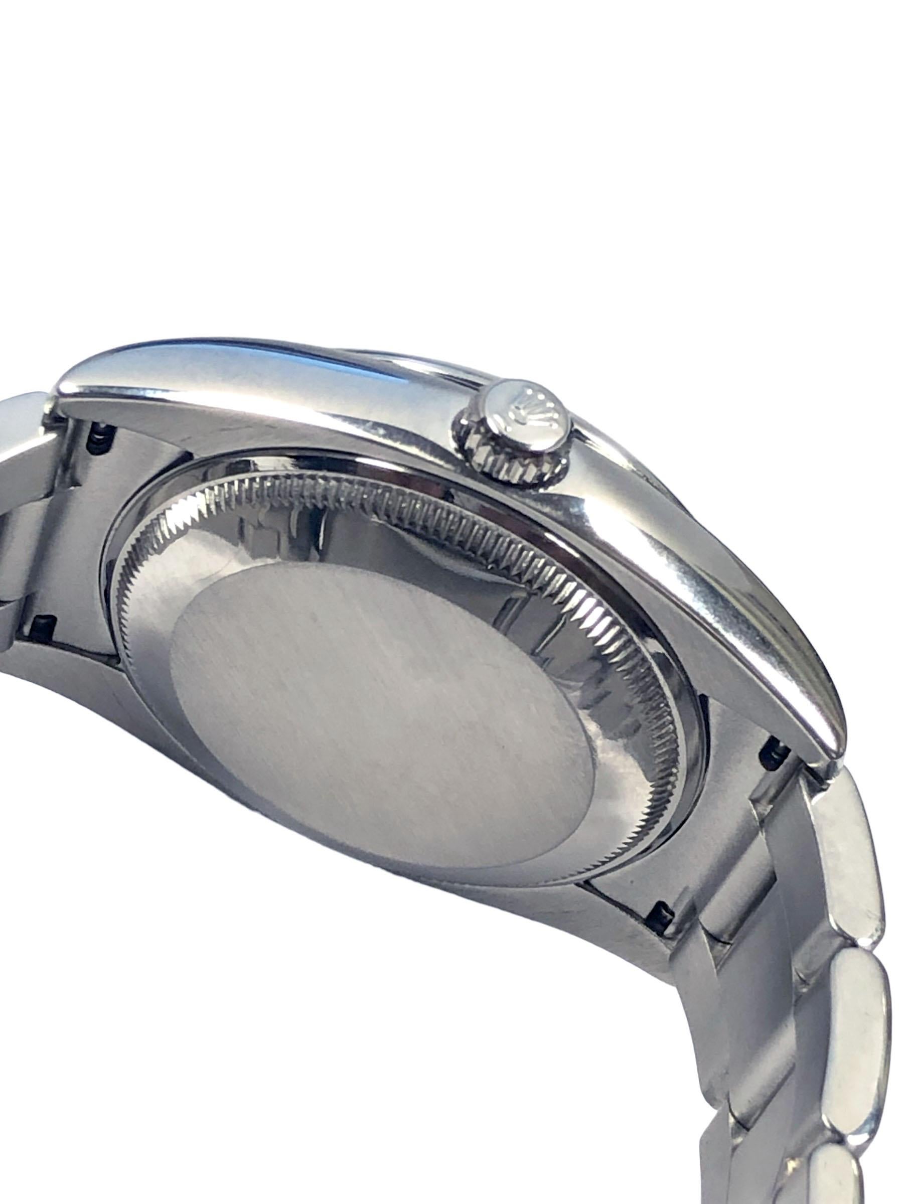 Circa 2007 Rolex Air King, Référence 114200, 34 M.M. Boîtier Oyster 3 pièces en acier inoxydable, résistant à l'eau, avec lunette lisse. Mouvement automatique à remontage automatique,   Cadran en satin argenté avec index en relief et aiguille des