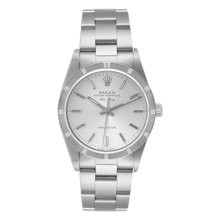 Rolex Air King Silber Zifferblatt Motor gedreht Lünette Stahl Herrenuhr 14010. Automatisches Uhrwerk mit Selbstaufzug. Gehäuse aus Edelstahl mit einem Durchmesser von 34.0 mm. Rolex Logo auf der Krone. Gedrehte Lünette aus Edelstahl. Kratzfestes