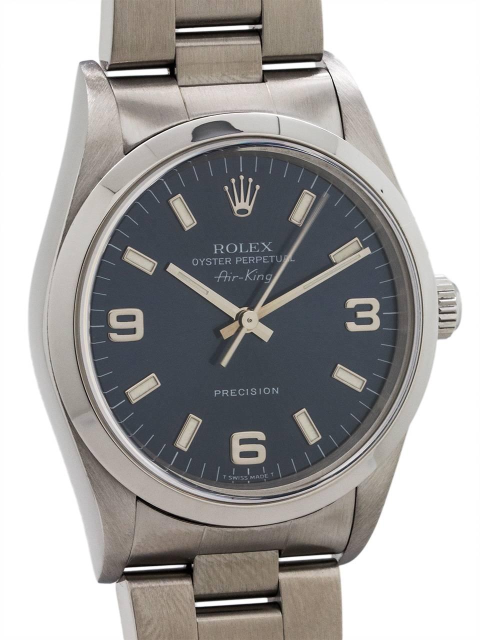 
Rolex stainless steel Airking ref 14000 U6 serial# circa 1997. Featuring 34mm diameter stainless steel case with smooth bezel and sapphire crystal. With popular blue 3/6/9 Explorer style dial with luminous indexes and hands. Powered by self winding