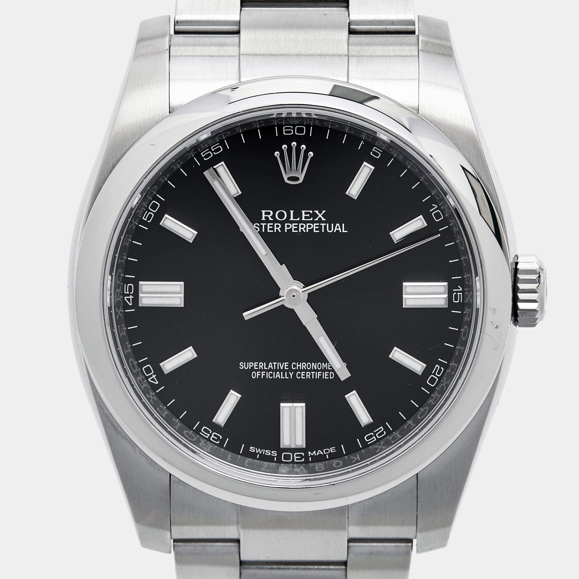 Let this authentic Rolex Oyster Perpetual 116000-0013 timepiece help you make every moment count! Created with skill using high-grade materials, this watch is a functional accessory designed to impart a luxurious style while keeping you on