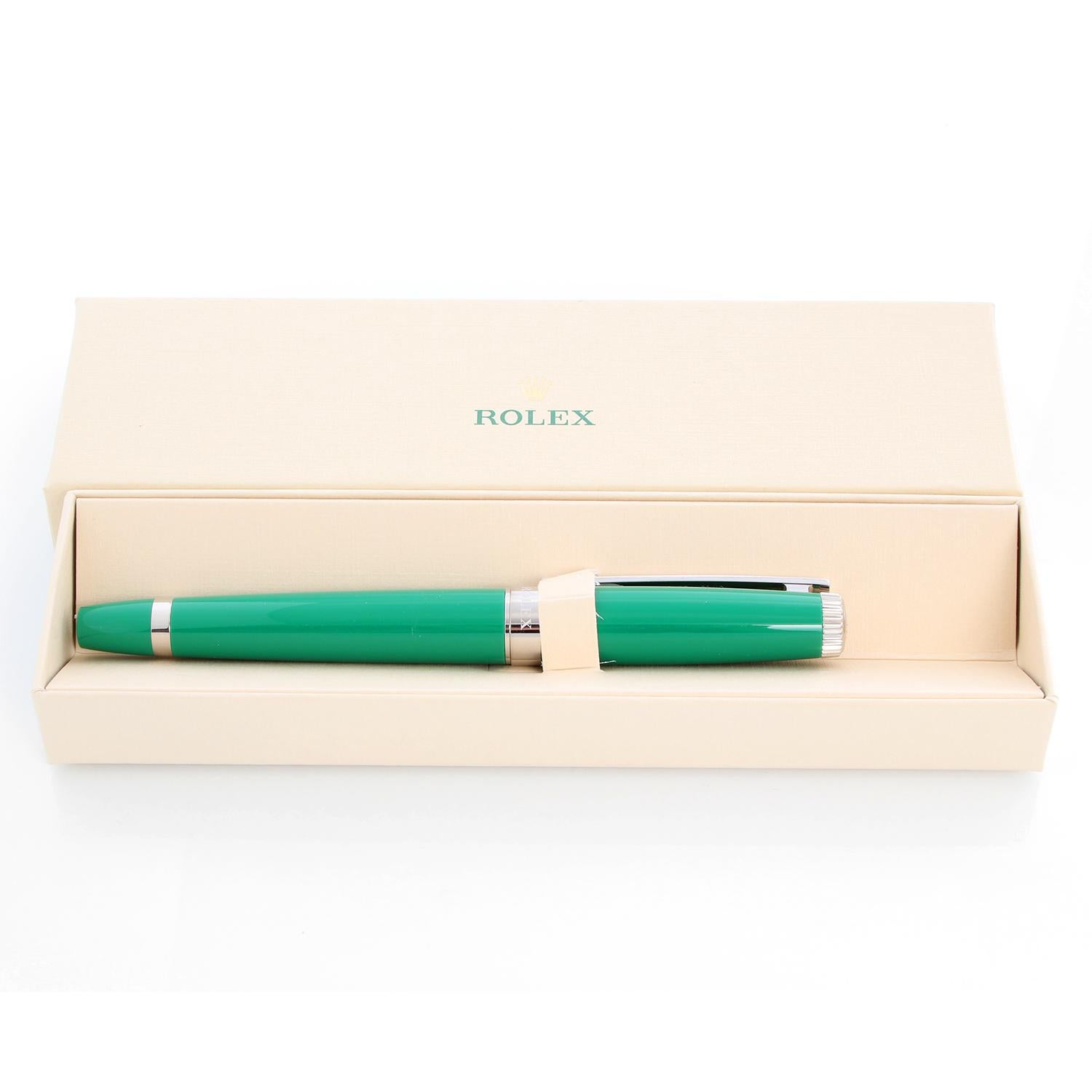 Stylo à bille vert Rolex Boutique - Pour les clients VIP des boutiques Rolex. Non utilisé avec boîte Rolex. Encre verte. Mesure 5::5 pouces.