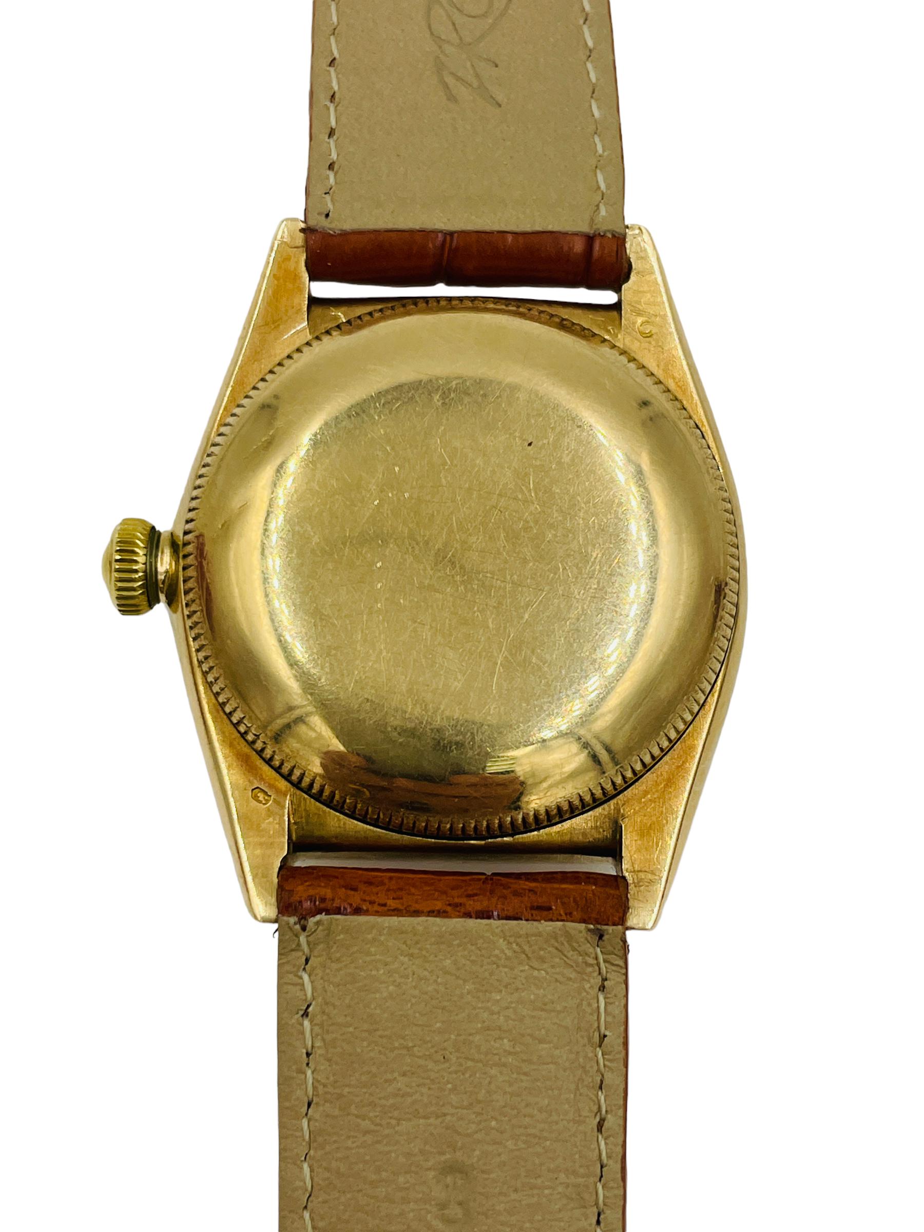 Vintage Rolex Yellow Gold Bubble Back Watch, circa 1947.

Vintage Rolex Bubbleback 14k gold ref: 3131 with new genuine Alligator leather strap. It's just been serviced running strong with no issues to note. Case size is 31mm with light scratches,