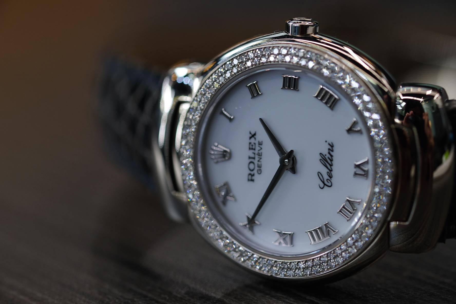 Round Cut Rolex Cellini 18K White Gold Cellissima 26mm Dial Diamond Bezel 6671 Watch For Sale