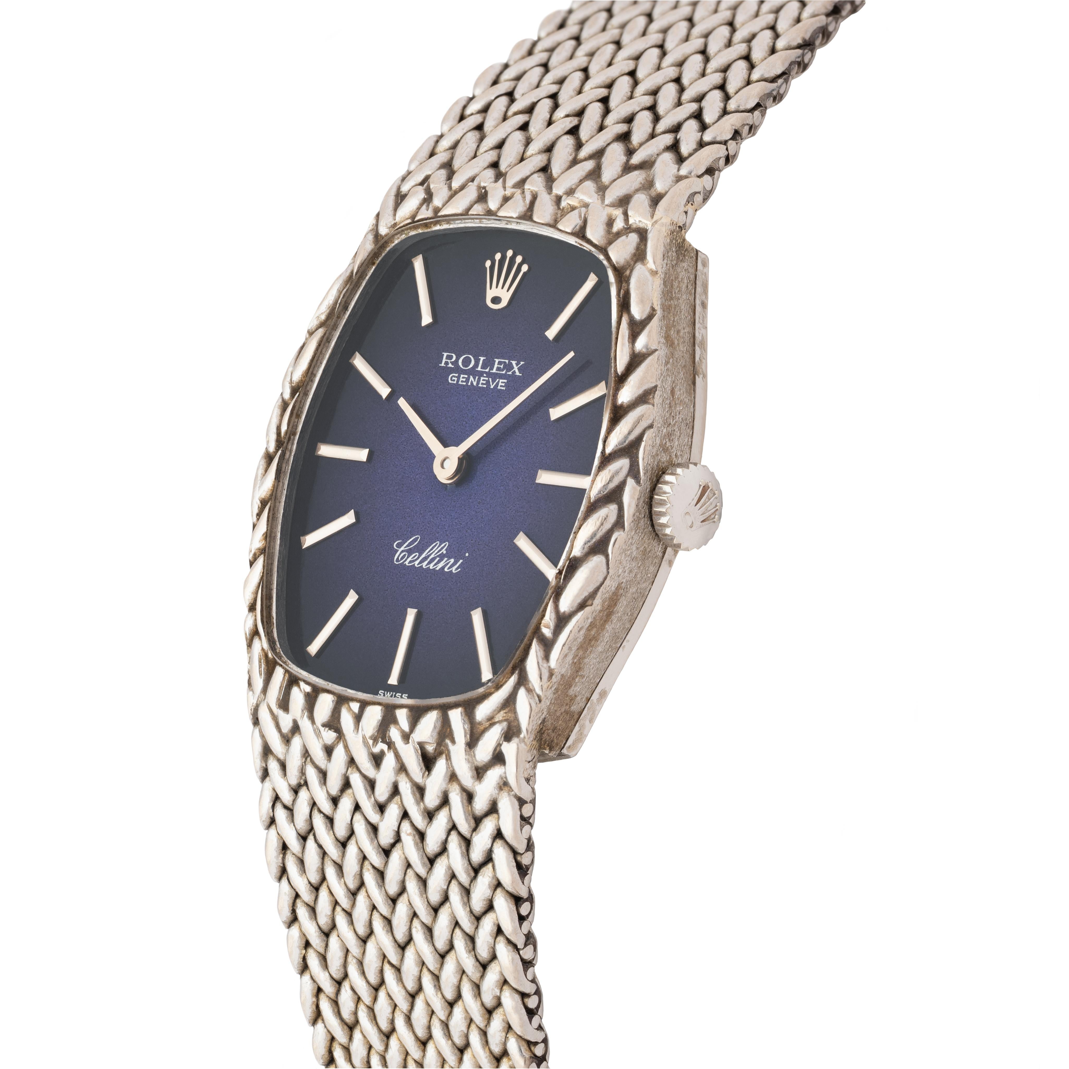 Rolex Cellini 18K White Gold With Rare Blue Vignette Dial 1974 In Good Condition In New York, NY