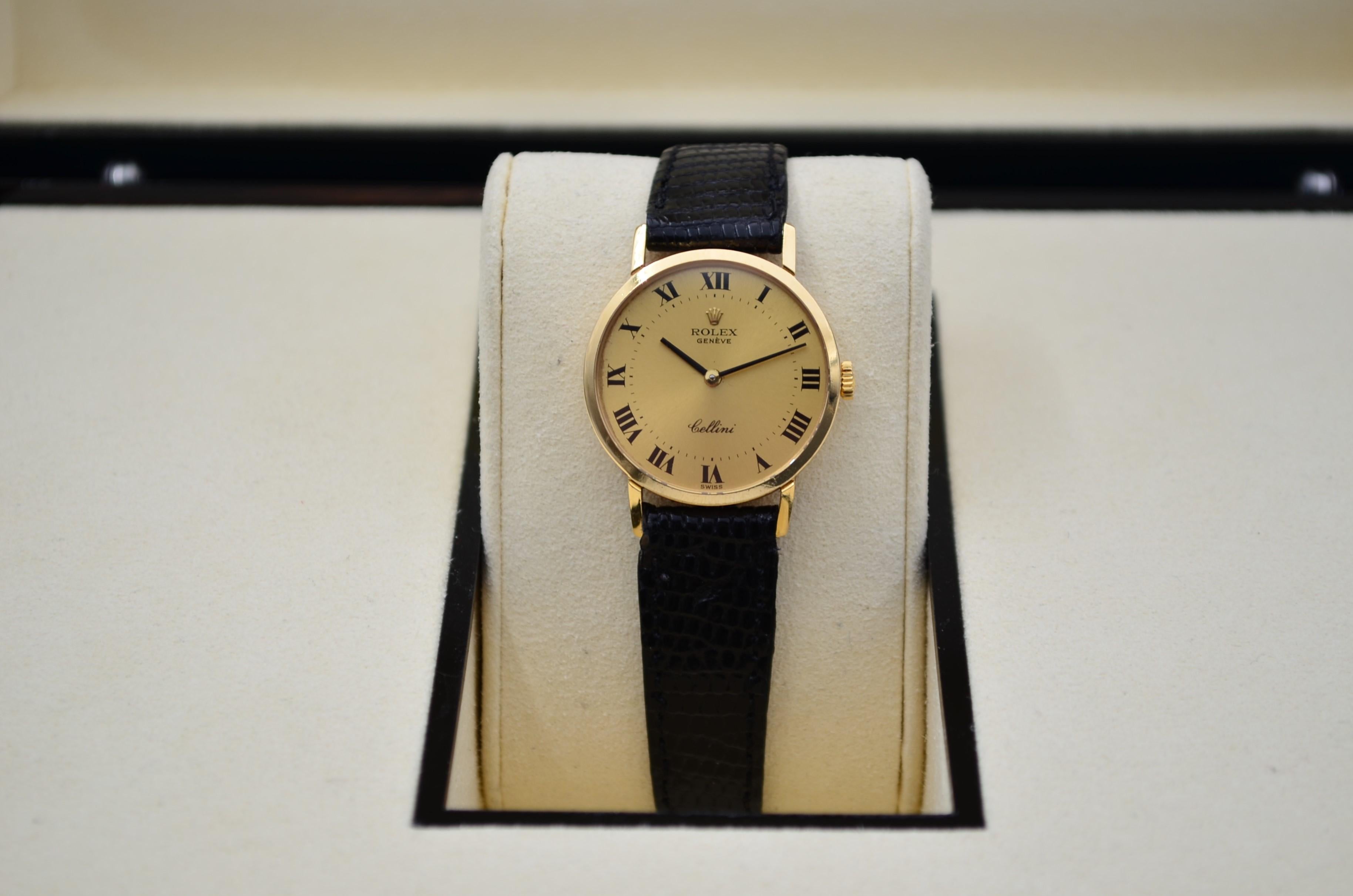 Rolex Cellini 26mm Yellow Gold Lady Manual Winding Ref: 4109 In Excellent Condition In București, RO