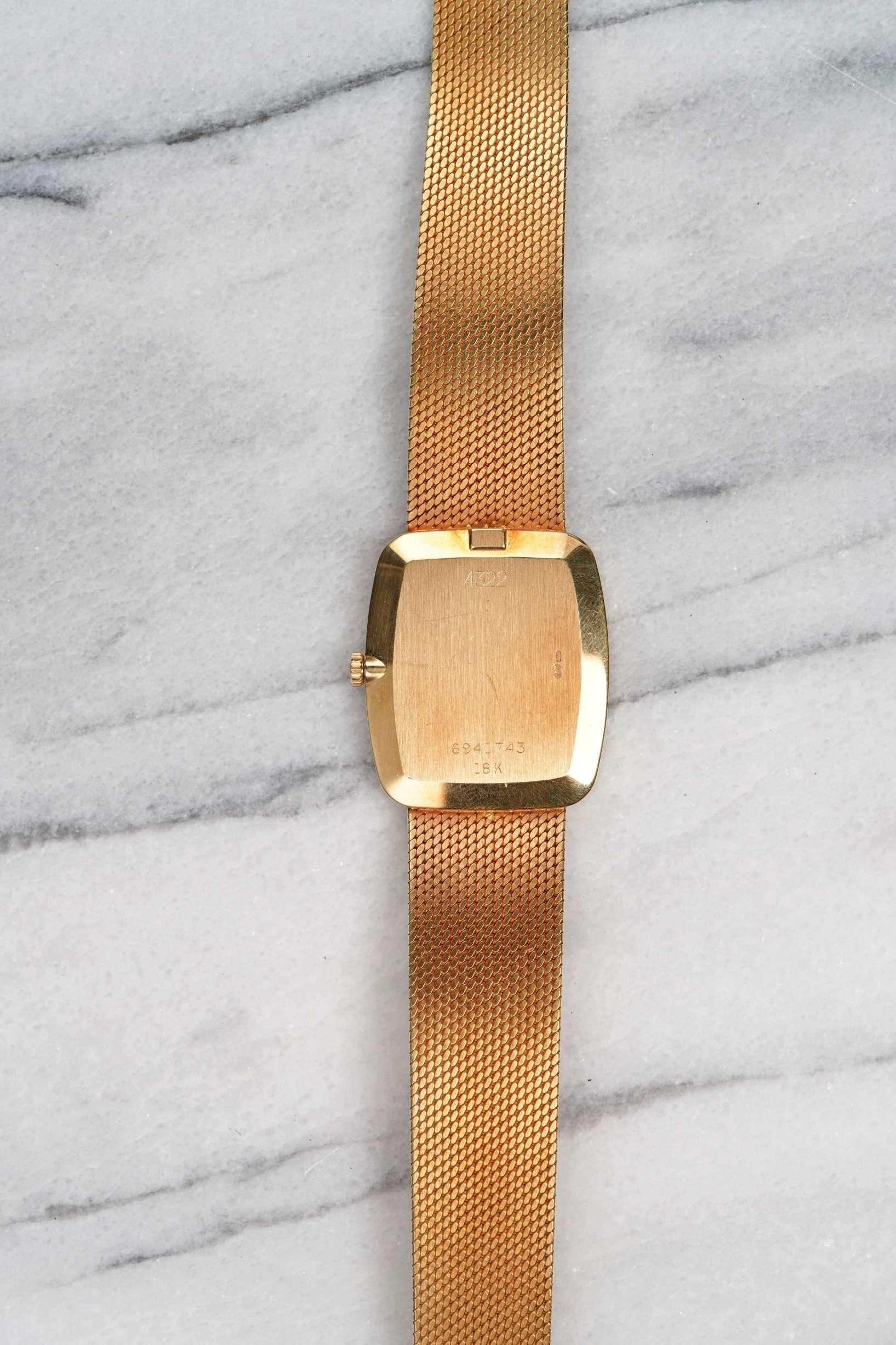 Rolex Cellini 4322 Watch in 18K Yellow Gold, 1970s In Good Condition For Sale In New York, NY