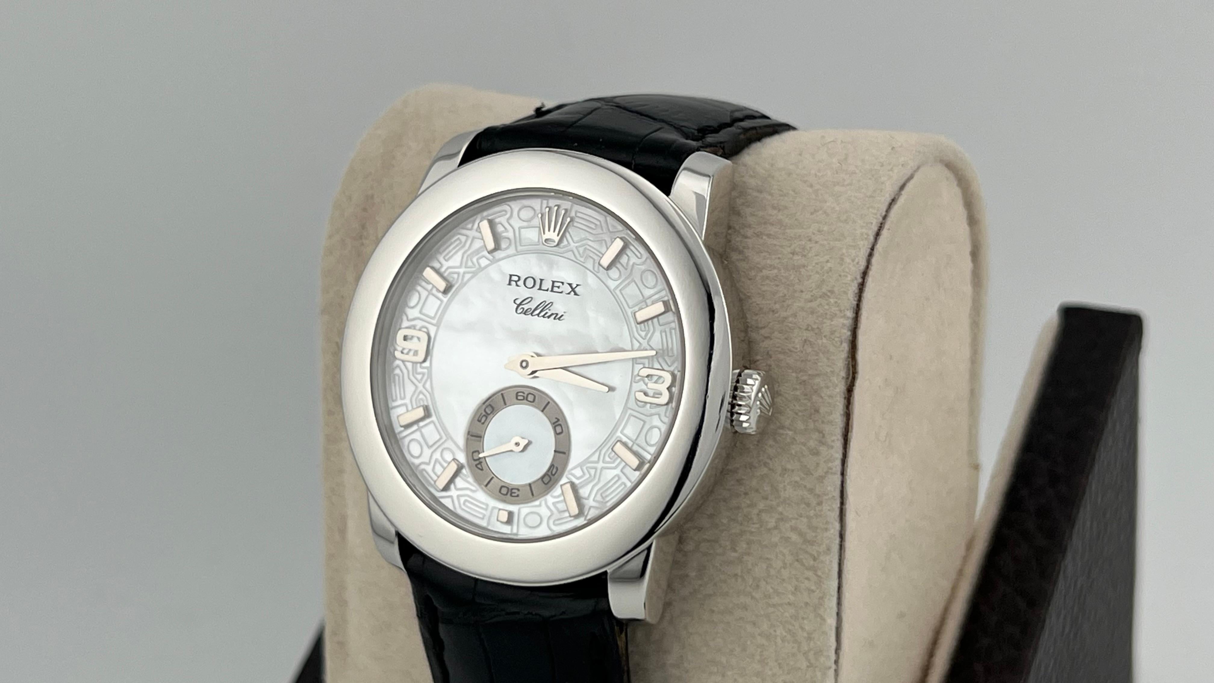 Style Number: 5240



Serial: D799***



Year: 2005

 

Model: Rolex Cellini Cellinium

 

Case Material: Platinum

 

Band: Leather

 

Bezel: Platinum

 

Dial: White MOP

 

Face: Sapphire Crystal 

 

Case Size: 35mm 

 

Includes: 

-Rolex