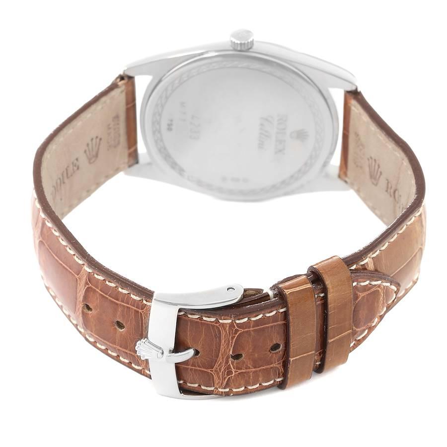 Cellini Danaos: 18 Karat Weiß-Roségold Herrenuhr mit weißem Zifferblatt 4233 im Angebot 5