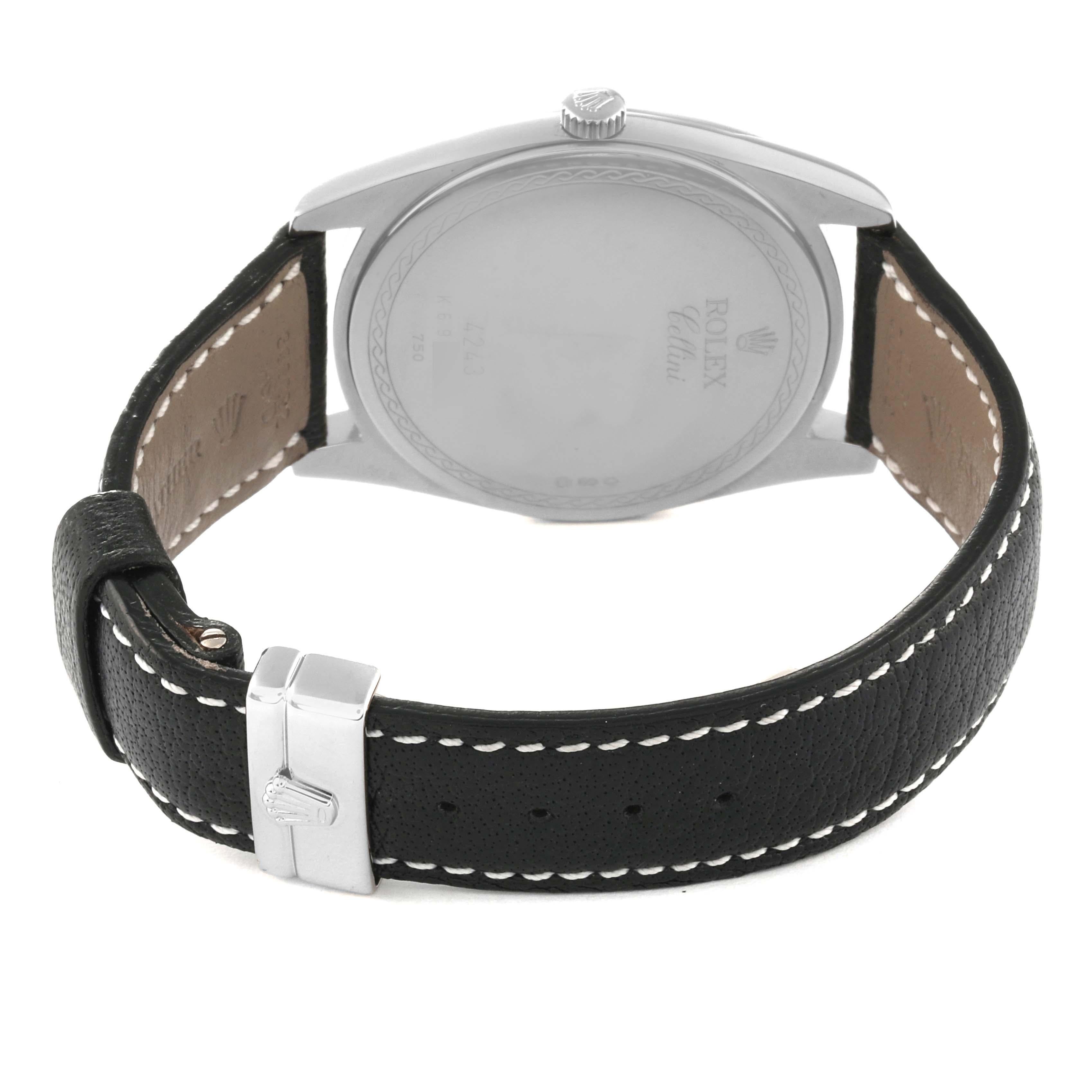  Rolex Cellini Danaos Montre pour hommes avec cadran en or blanc et argent 4243 Pour hommes 