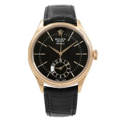 Rolex Cellini Dual Time Montre automatique pour hommes en or rose avec cadran guilloché 50525