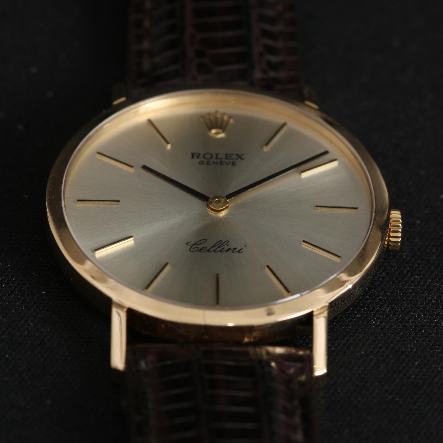 vintage rolex cellini 18k solid gold dress watch
