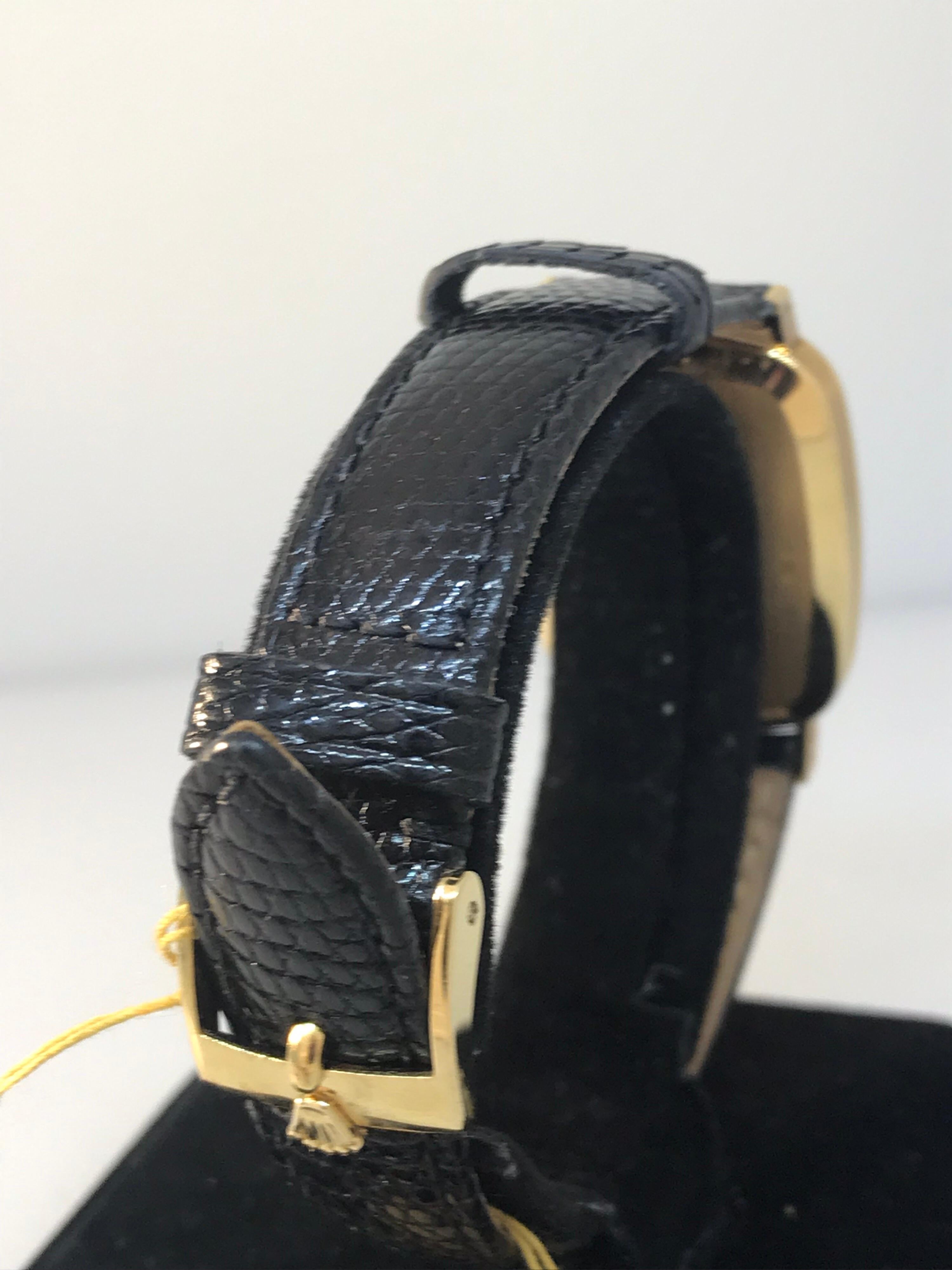 Rolex Cellini Vintage 18 Karat Yellow Gold Black Leather Band Men's Watch 4113 For Sale 2