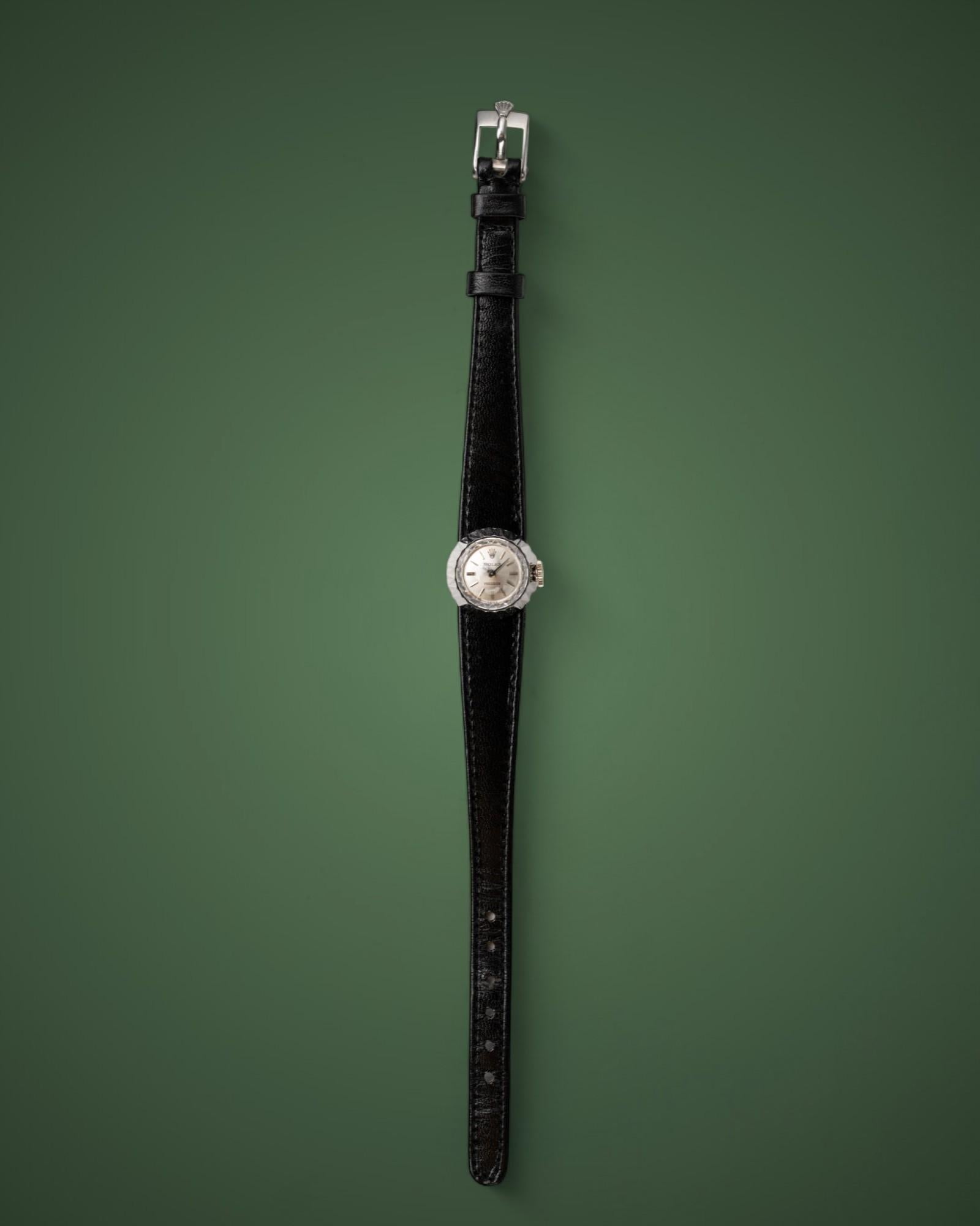 Donna Rolex Chameleon 2027 Precision Fluted in oro bianco 18k anni '70 in vendita