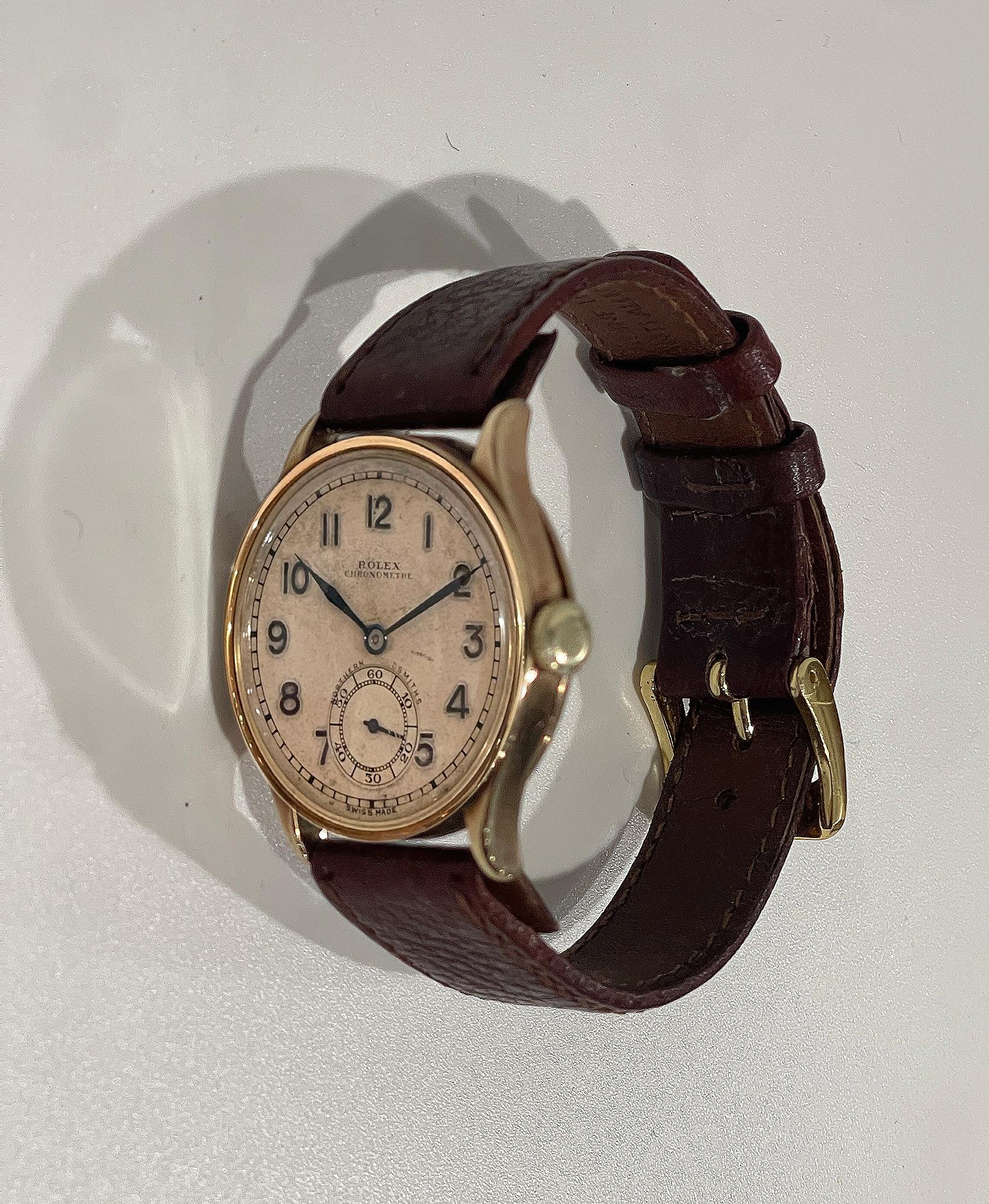 A Rare Pre-WWII Rolex Chronometer with Co-Branded Dial and High-Precision 18-Jewel Movement
This is a highly collectible and historically significant 1939 Rolex Chronometer featuring a Northern Goldsmiths co-branded dial, housed in a 9-carat gold