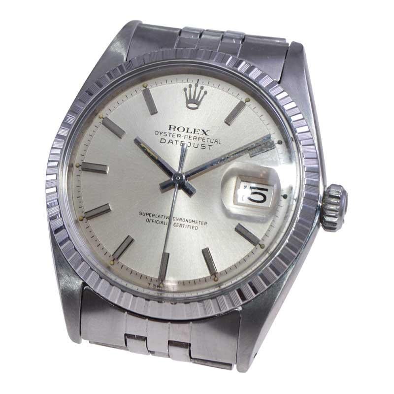 Women's or Men's Rolex Classic Steel Datejust with Original Dial and Machined Bezel For Sale
