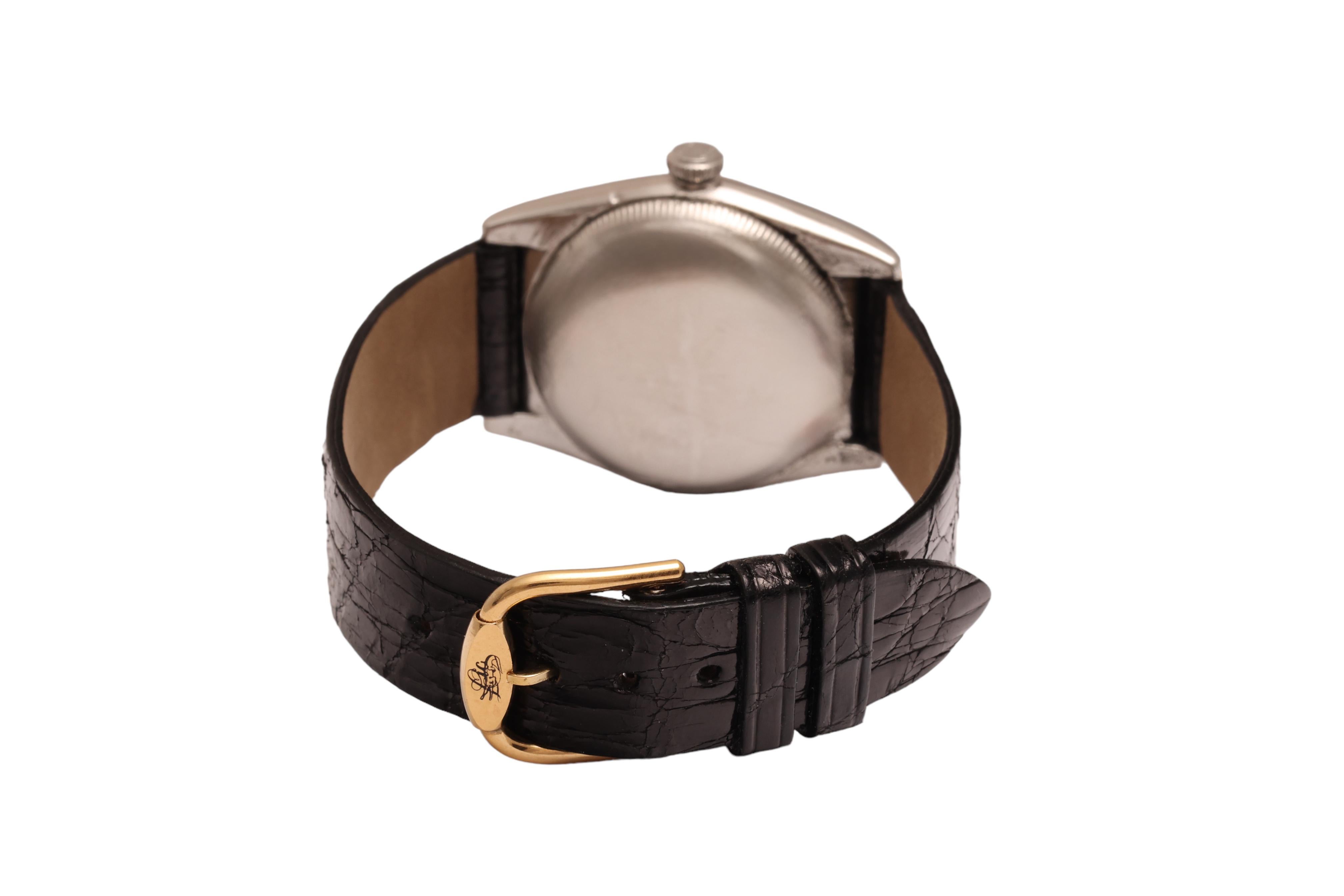Rolex Collectors Hooded Bubble Back, 1st Rolex Automatic, 1940 s, Reference 2940 For Sale 3