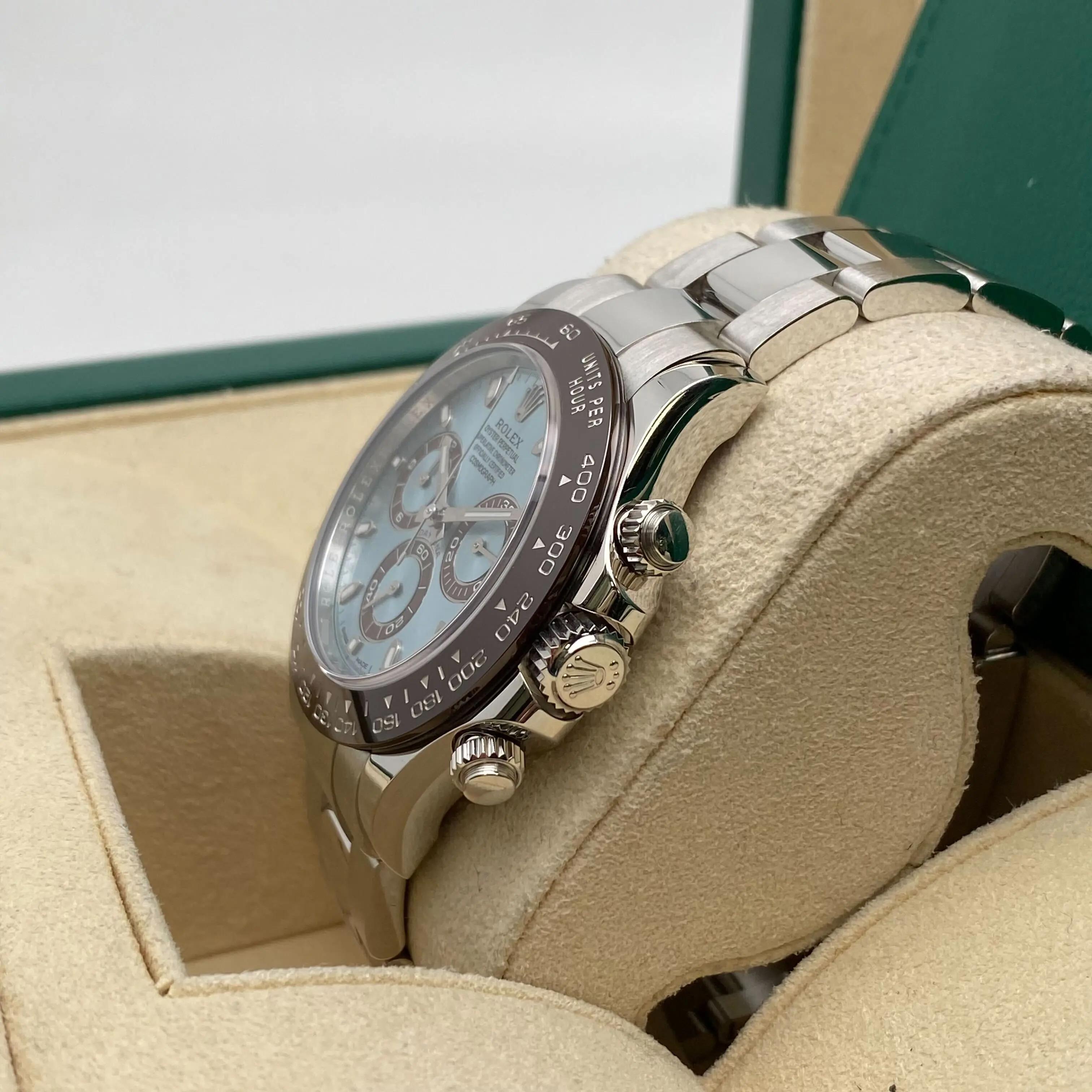 Montre Rolex Cosmograph Daytona 116506 40mm Platinum Index Icy Blue Chestnut en vente 1