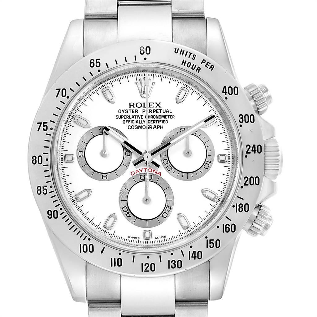 Rolex Cosmograph Daytona 40 White Dial Chrono Steel Mens Watch 116520. Officially certified chronometer self-winding movement. Stainless steel case 40.0 mm in diameter. Special screw-down push buttons. Stainless steel tachymeter engraved bezel.