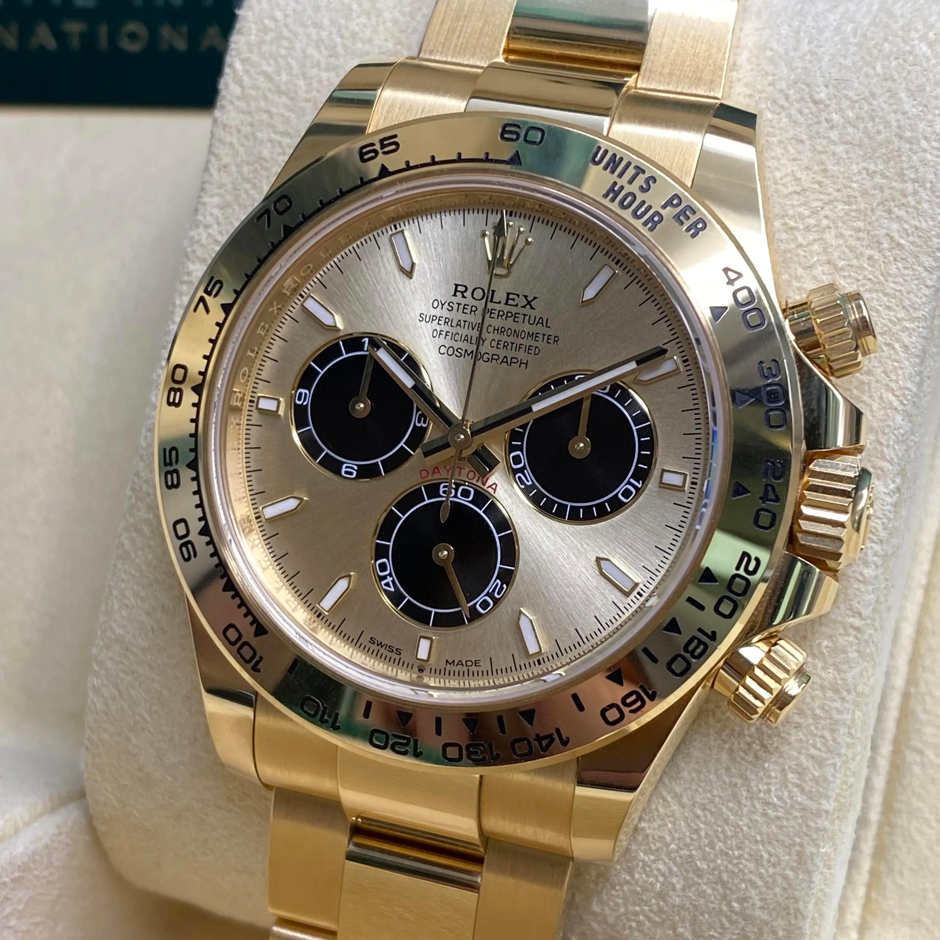 Rolex Cosmograph Daytona 40mm 18K Yellow Gold Champagne Dial Watch 126508 In Excellent Condition For Sale In New York, NY