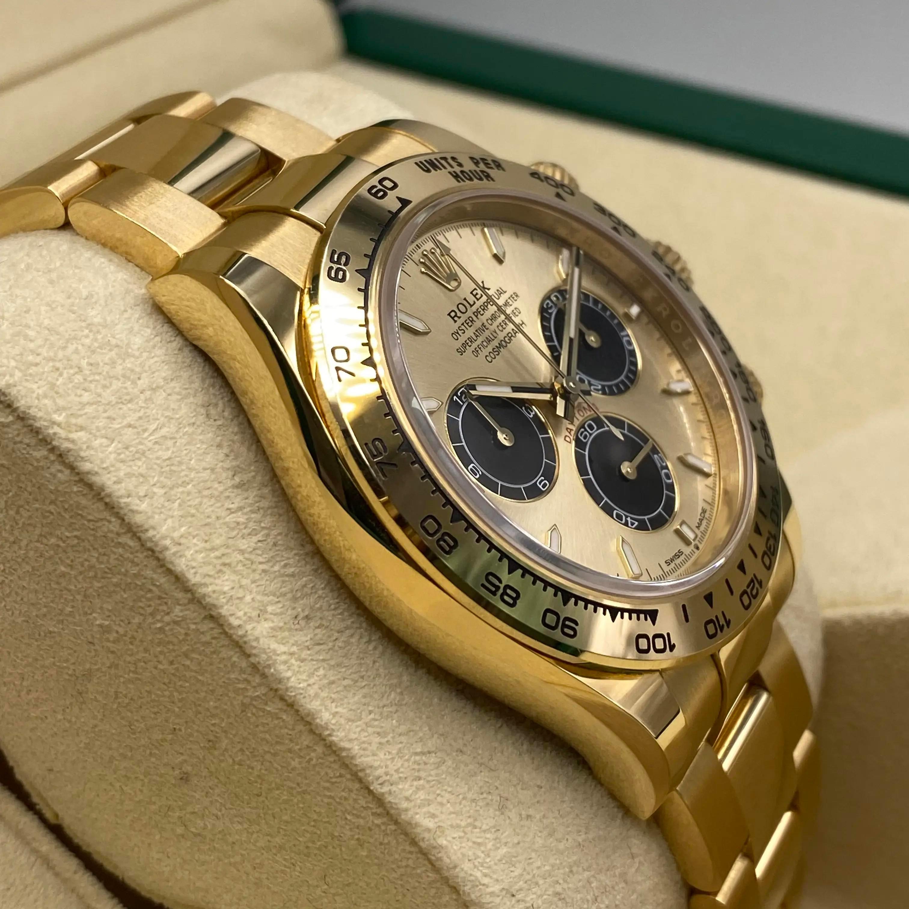 Rolex Cosmograph Daytona 40mm 18K Yellow Gold Champagne Dial Watch 126508 For Sale 1