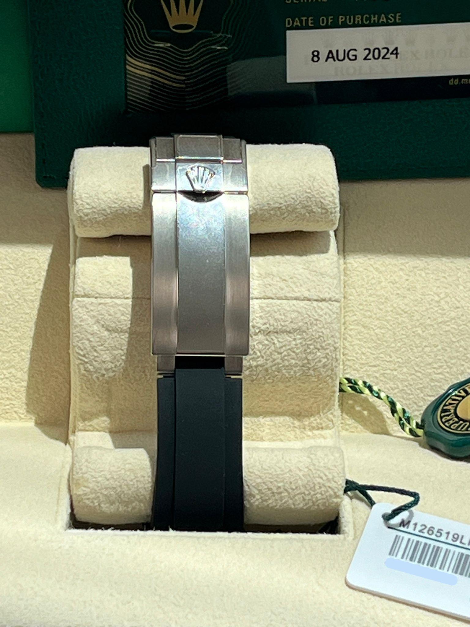 Rolex Cosmograph Daytona White Gold Black Dial Rubber Strap Watch 126519LN 12