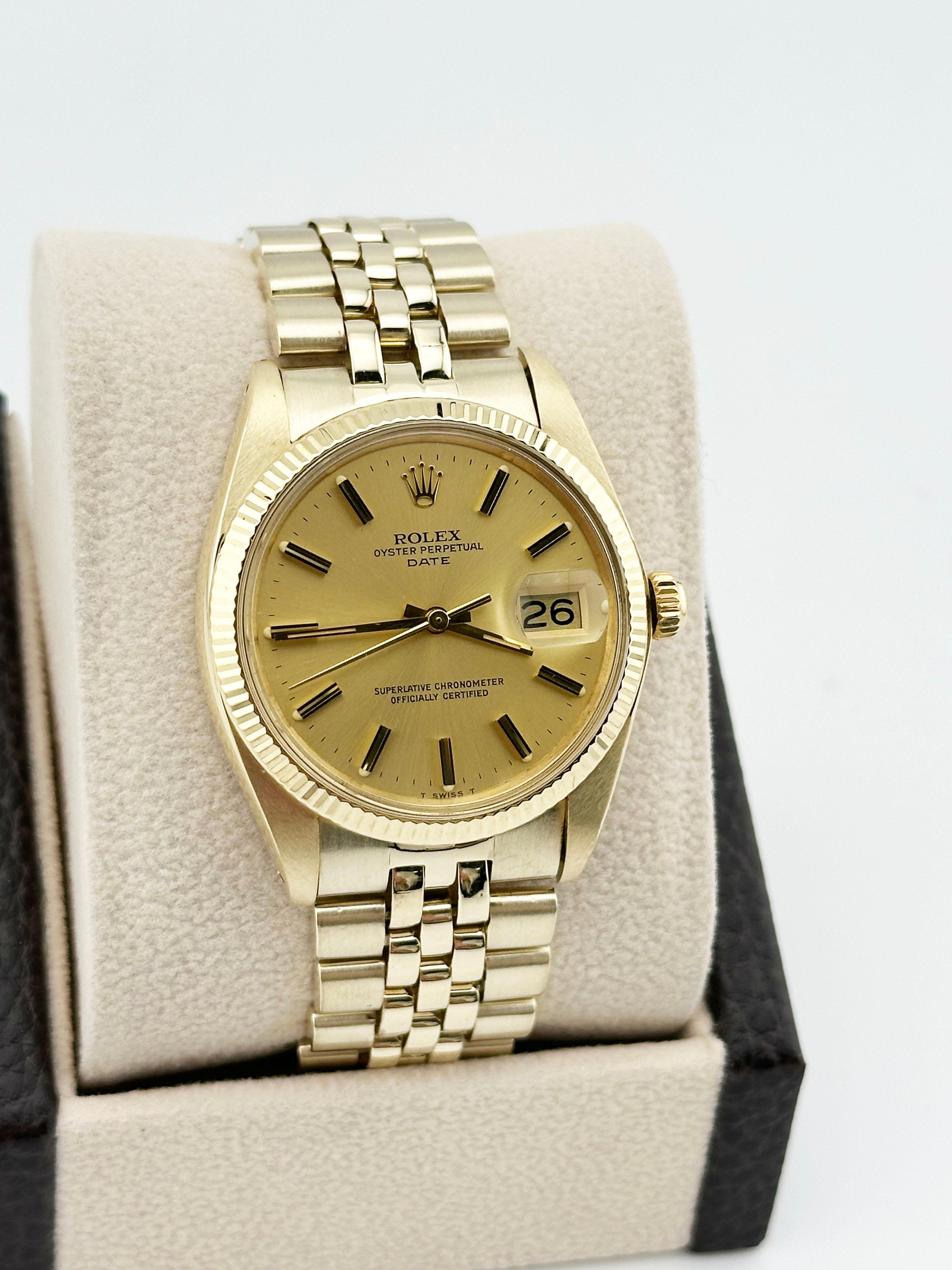 Style Number: 1503



Serial: 6089***



Year: 1979

 

Model: Rolex Date 

 

Case Material: 14K Yellow Gold 

 

Band:  14K Yellow Gold 

 

Bezel:  14K Yellow Gold 

 

Dial:  Champagne 

 

Face: Acrylic

 

Case Size: 34mm

 

Includes: