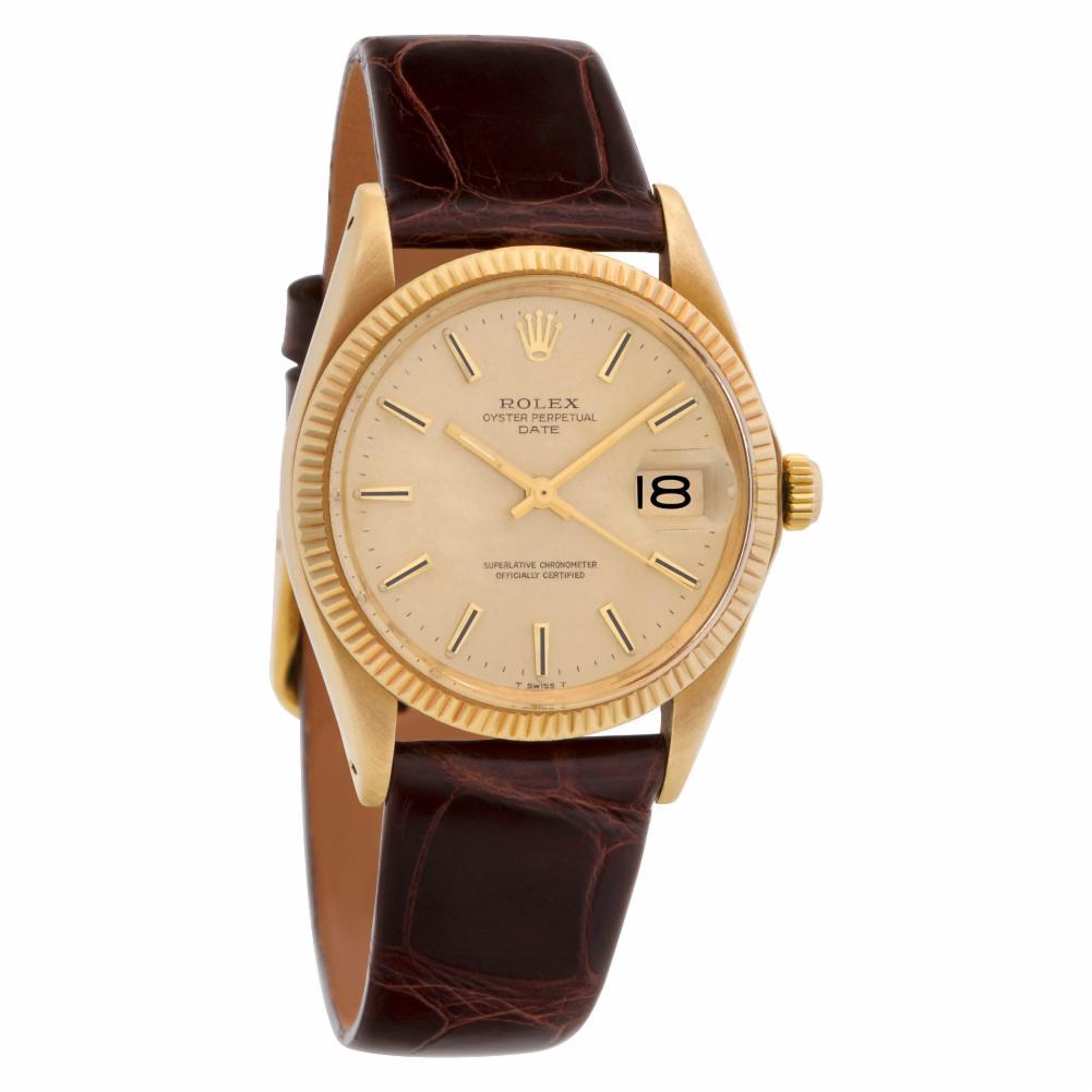 Rolex Date 1503 18 Karat Gold Dial Automatic Watch In Excellent Condition For Sale In Miami, FL