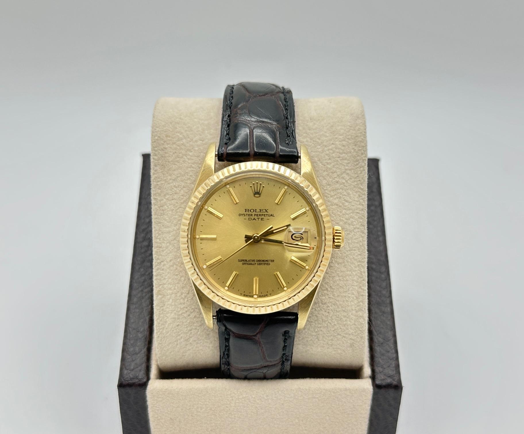 Numero di stile: 15037



Seriale: 6719***



Anno: 1981

 

Model: Rolex Date

 

Materiale della cassa: Oro giallo 14K

 

Fascia: Pelle marrone scuro

  

Lunetta: oro giallo 14 carati

   

Quadrante: Champagne 

 

Cristallo: cristallo di