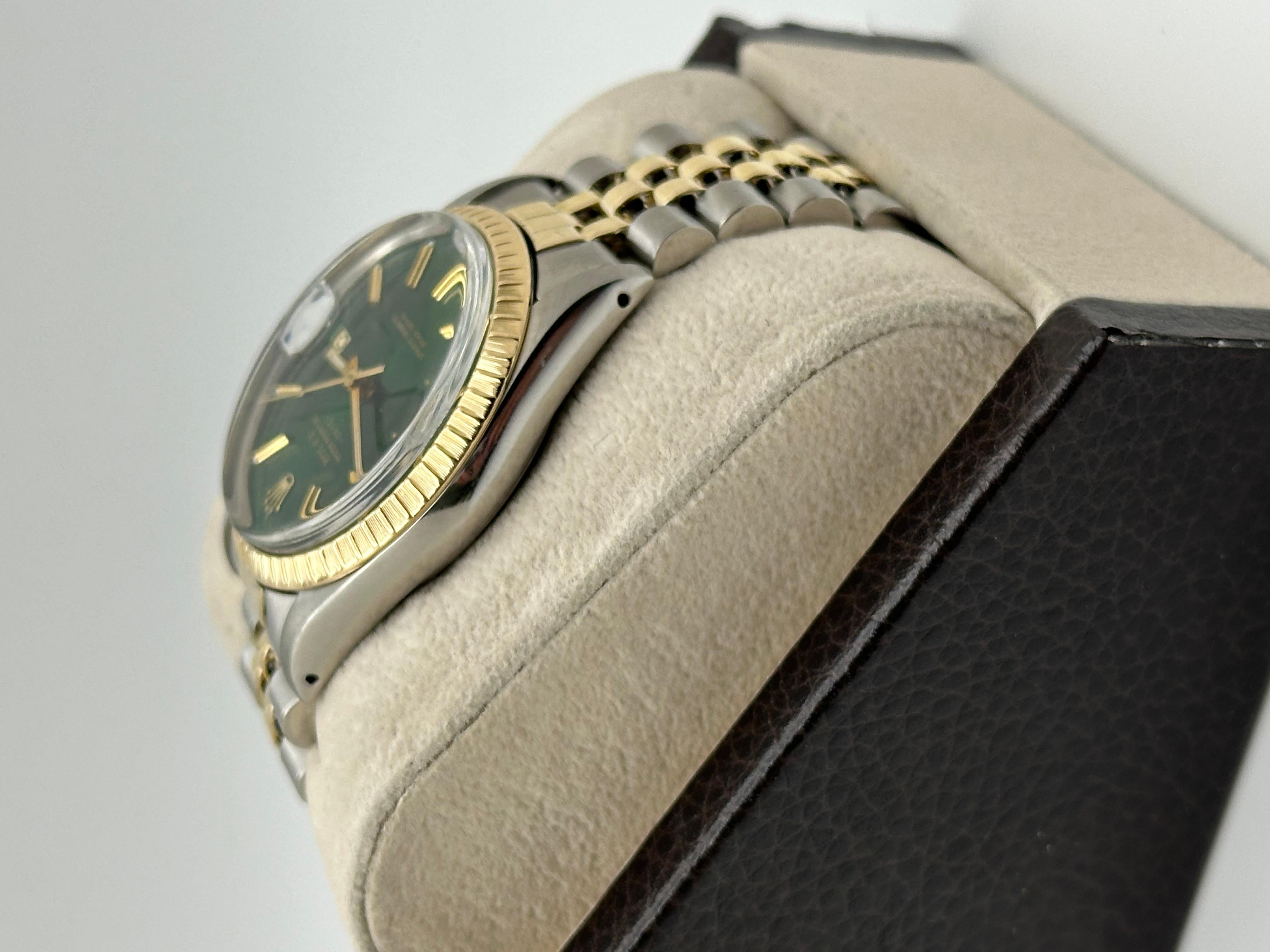Rolex Date 15053 Green Dial 18K Yellow Gold Stainless Steel 34mm 2
