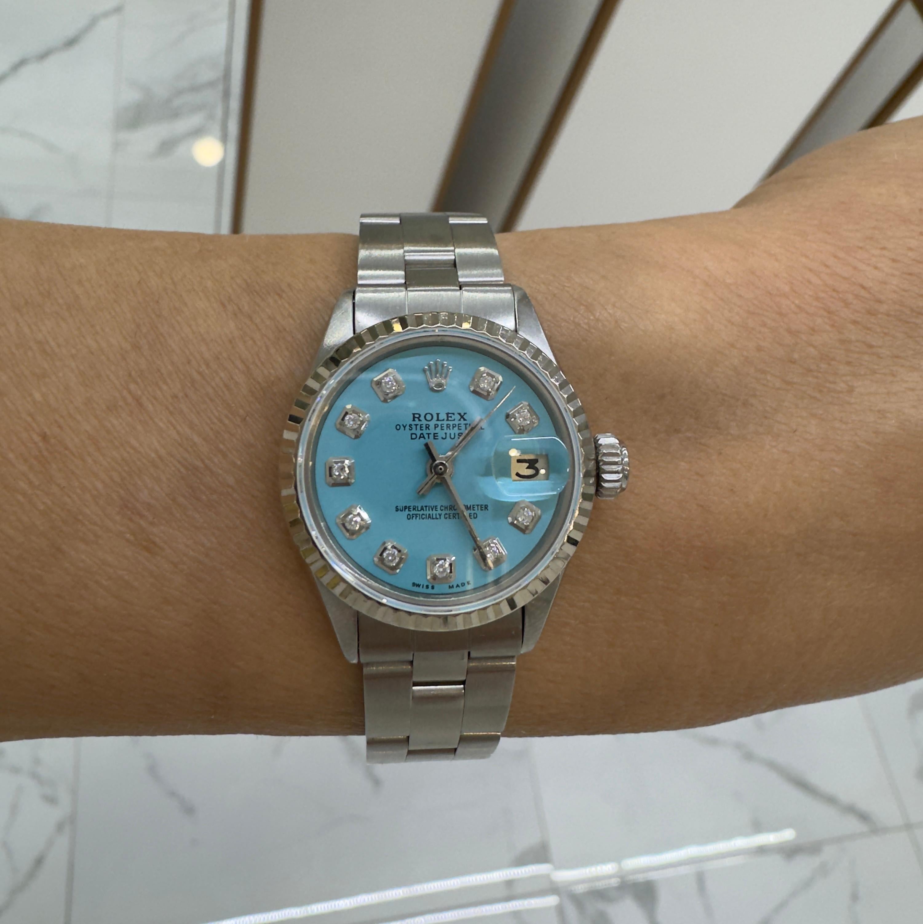 Rolex Date 26MM 6516 Custom Turquoise Diamond Dial Stainless Steel Ladies Watch In Excellent Condition In Houston, TX